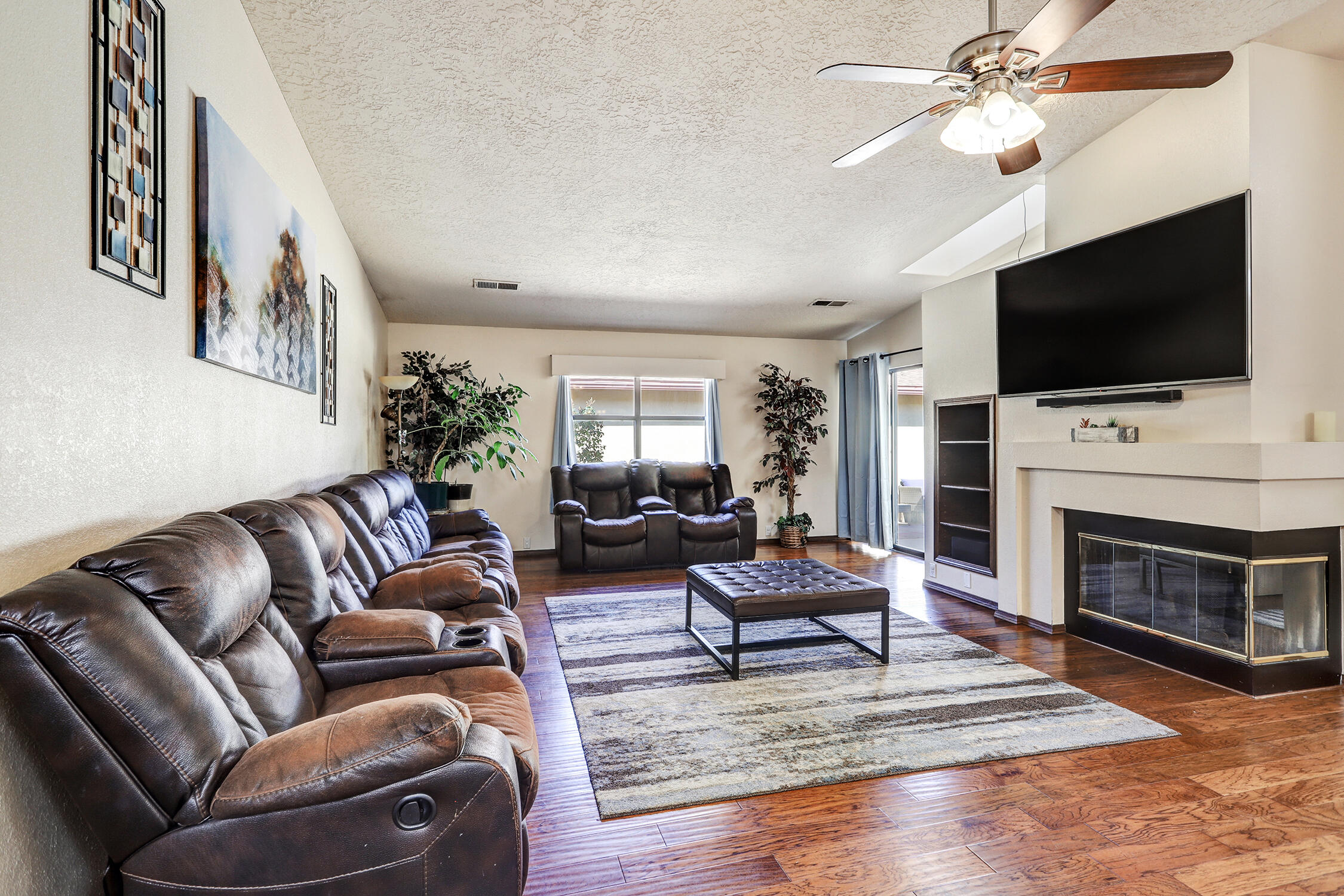10809 Griffith Park Drive NE