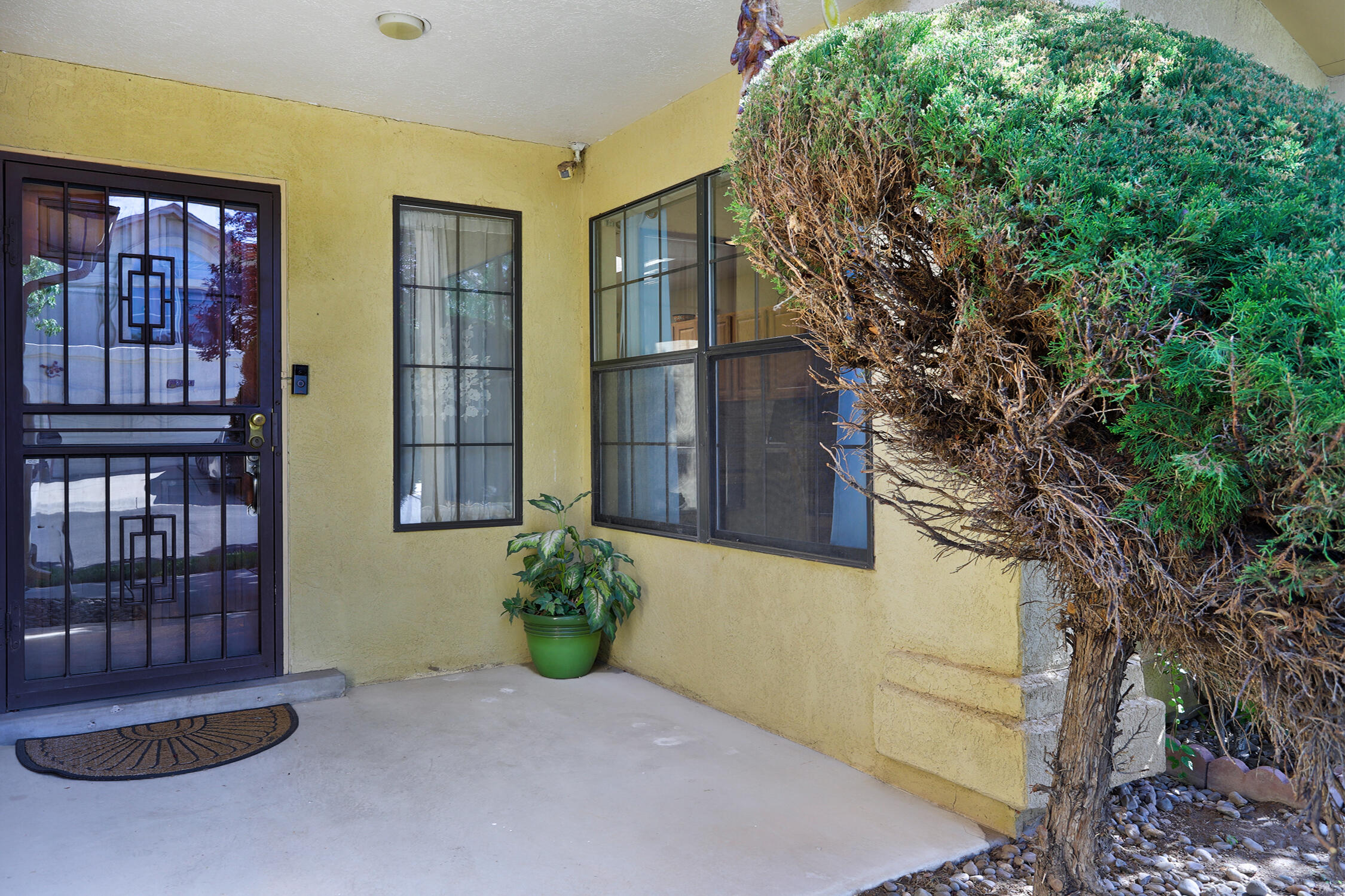10809 Griffith Park Drive NE