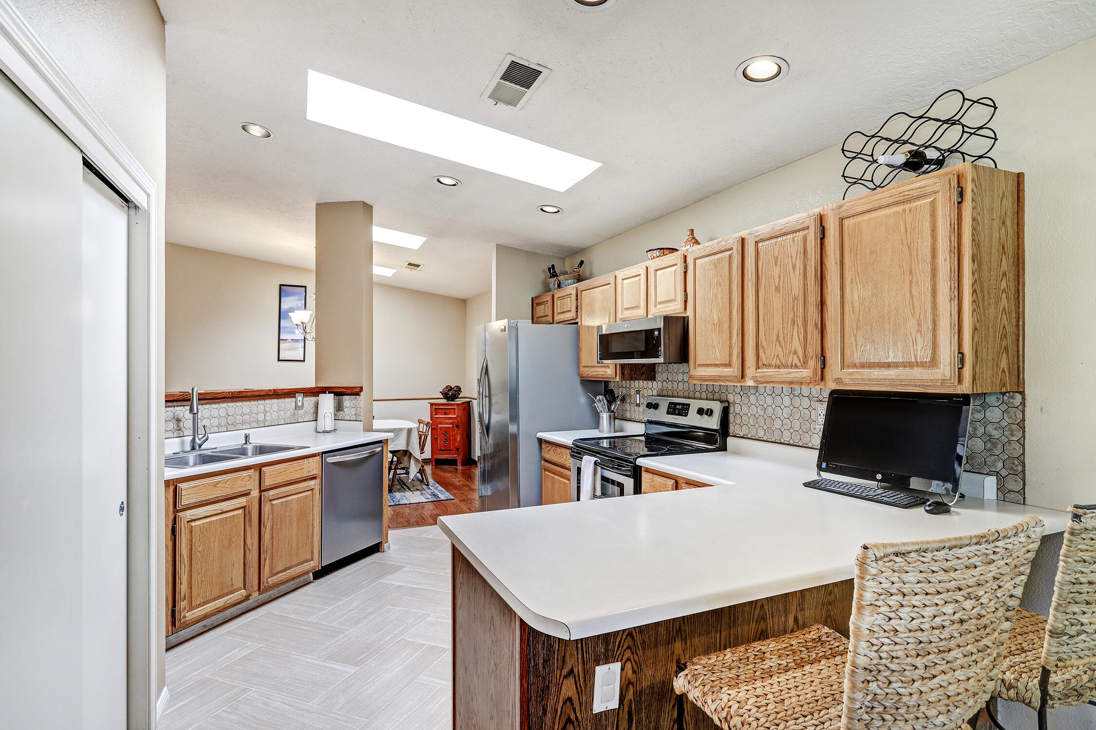 10809 Griffith Park Drive NE