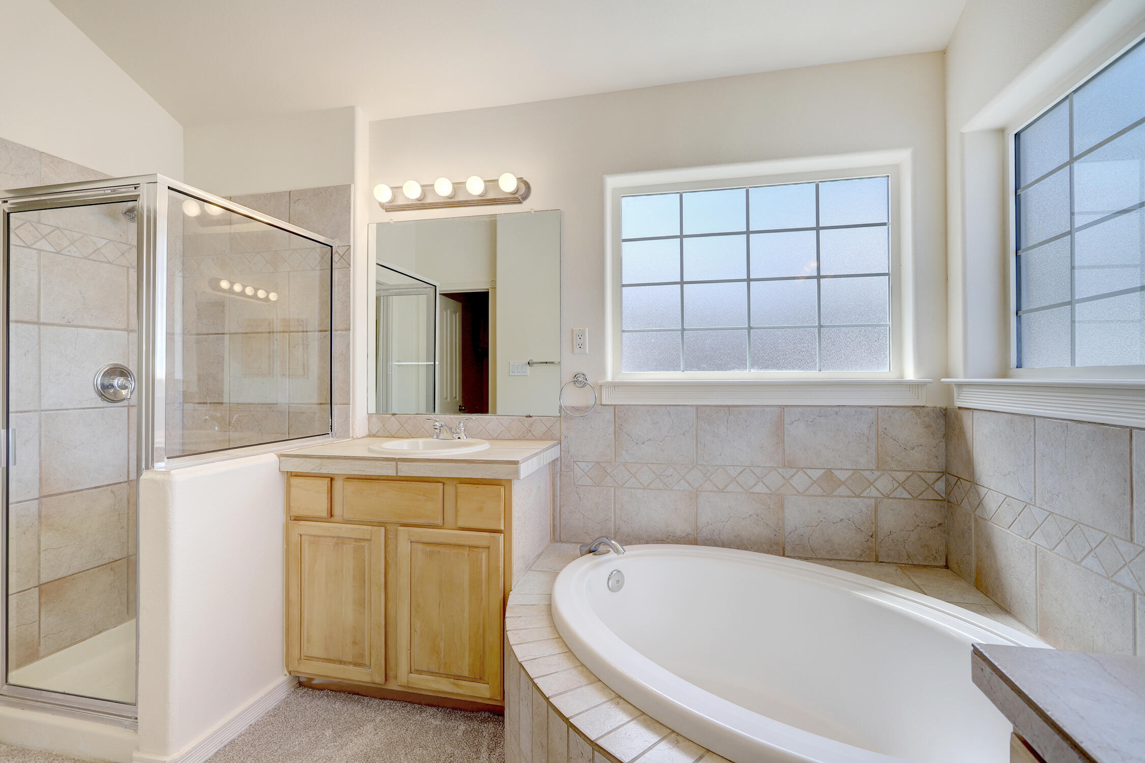 1532 Phoenix Avenue NW