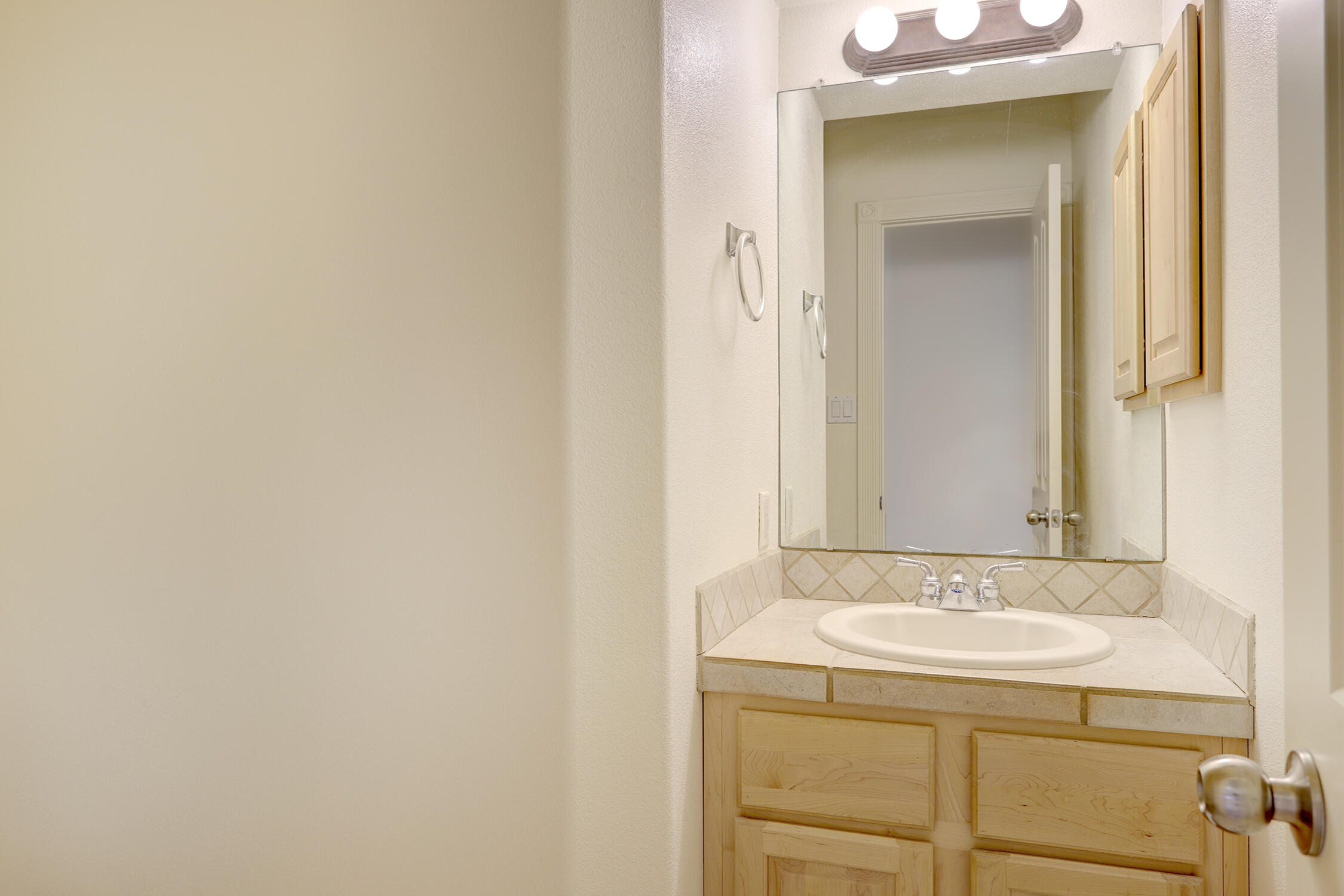 1532 Phoenix Avenue NW