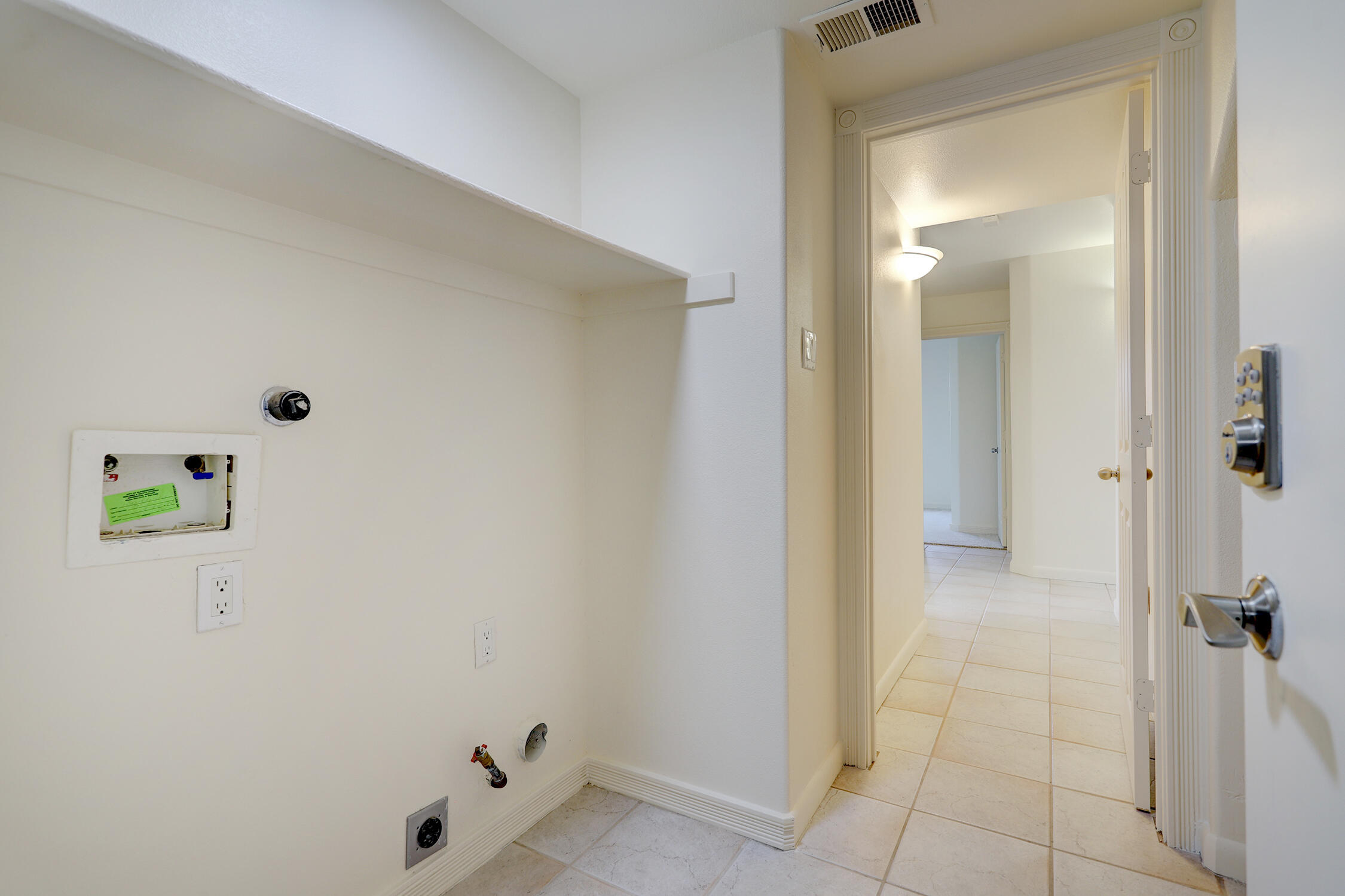 1532 Phoenix Avenue NW