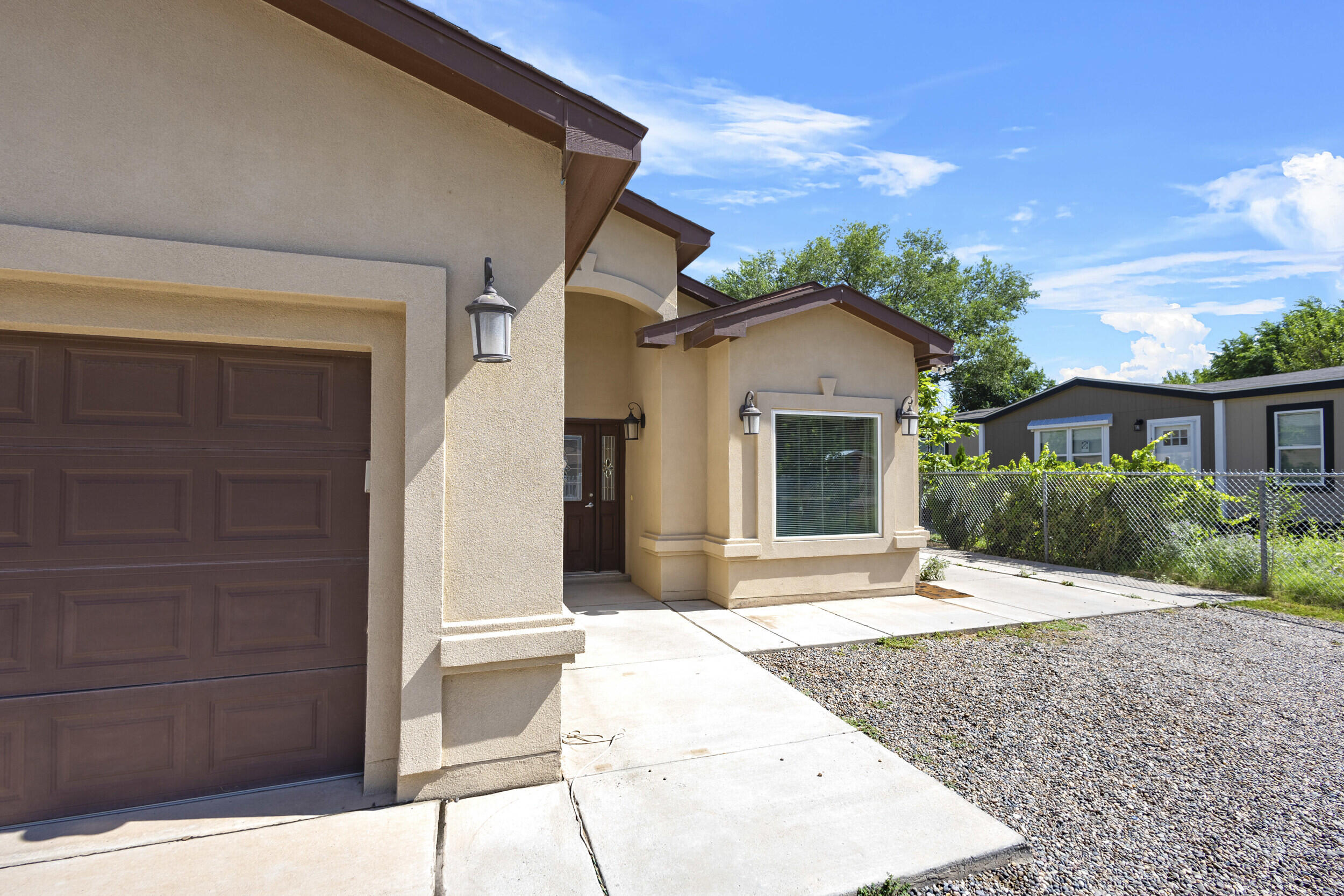 2047 LENA Drive SW