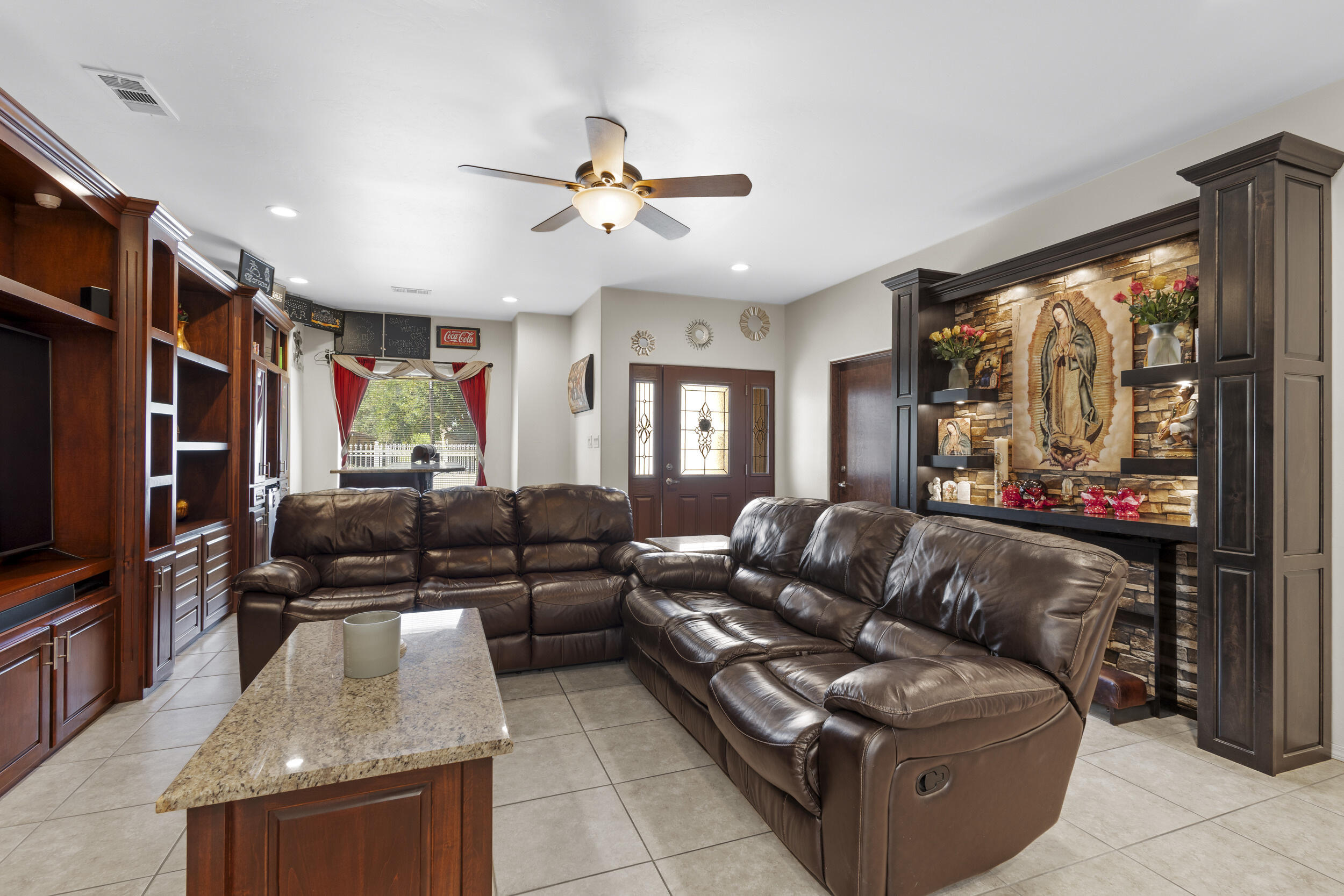 2047 LENA Drive SW