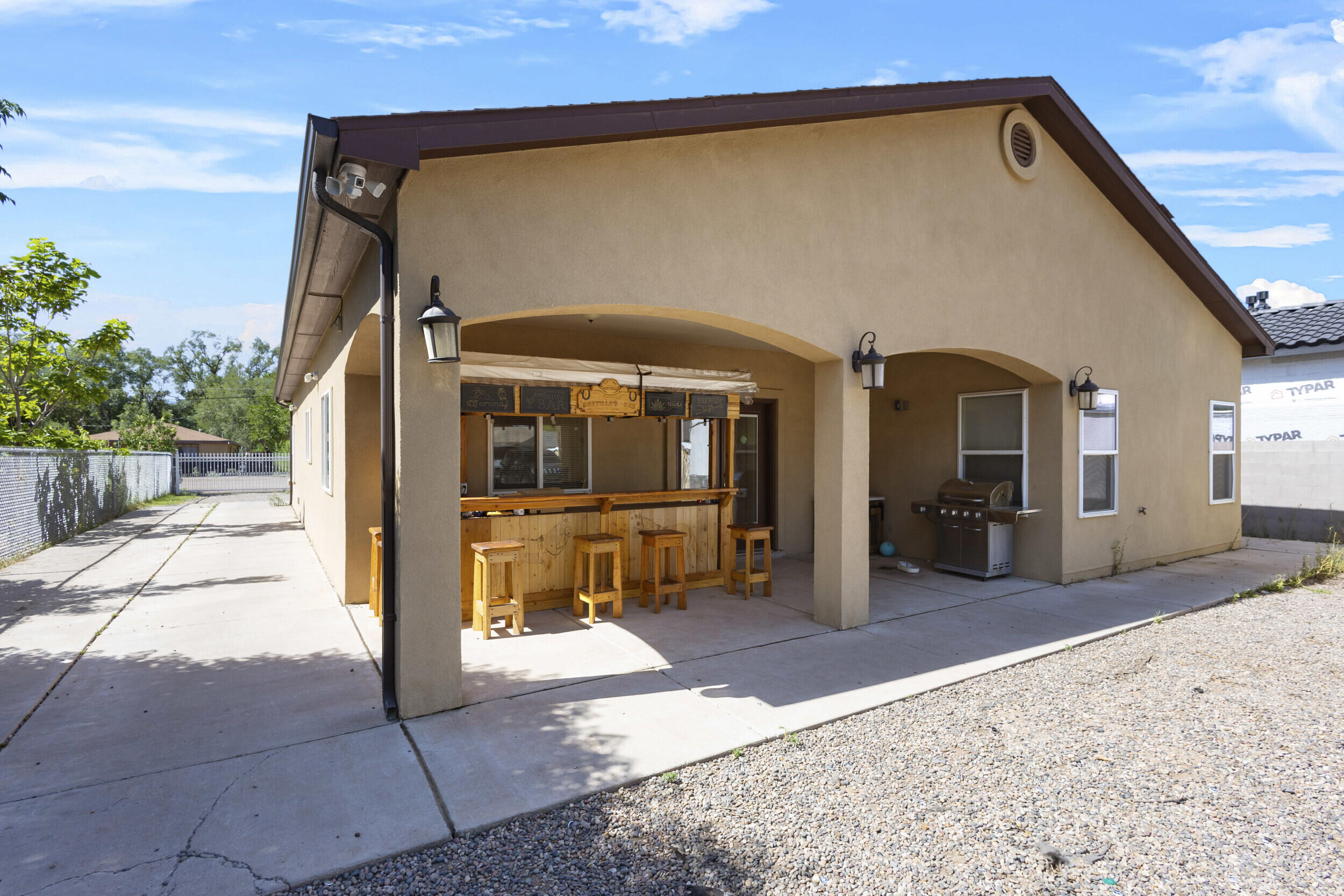 2047 LENA Drive SW