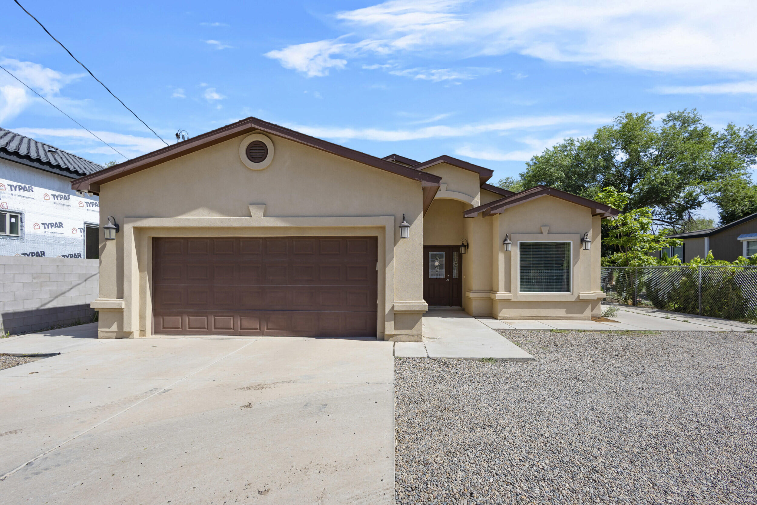 2047 LENA Drive SW