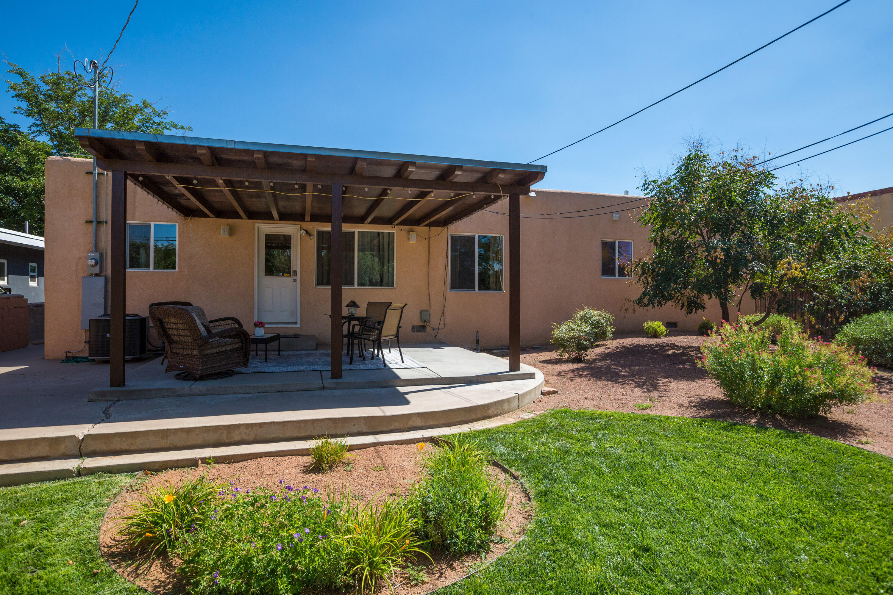 3619 Calle Del Monte NE