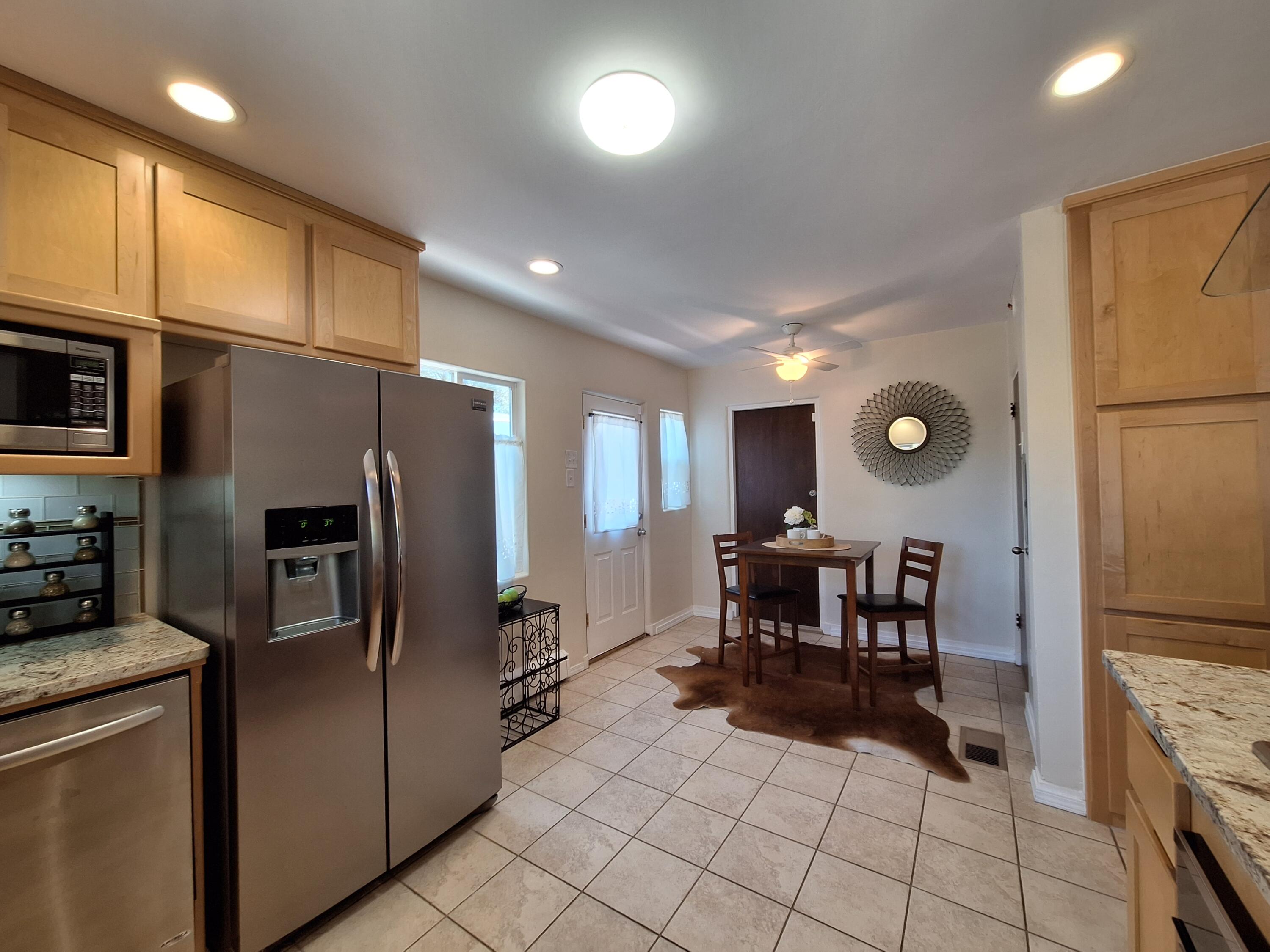 3619 Calle Del Monte NE