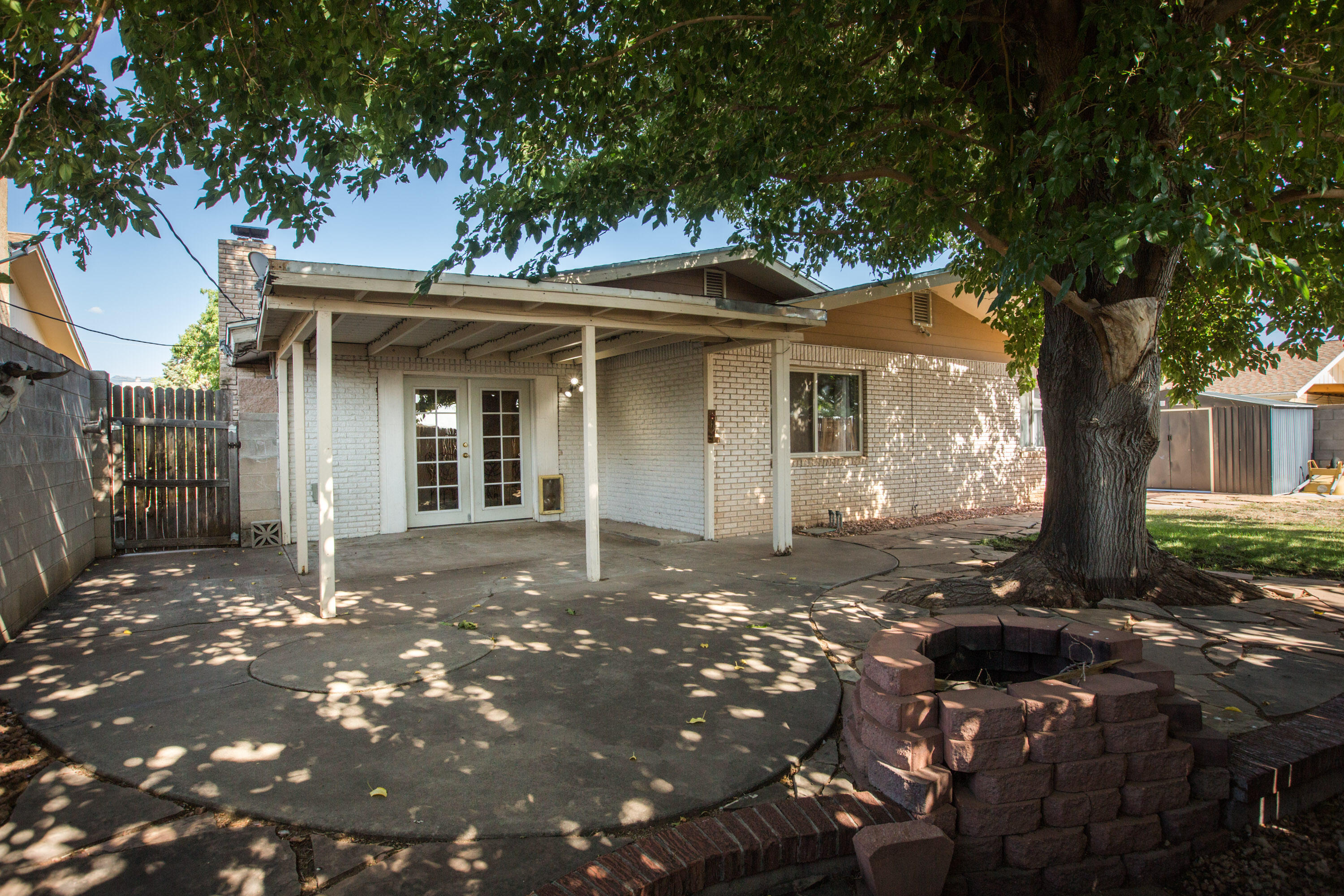 4113 Constance Place NE