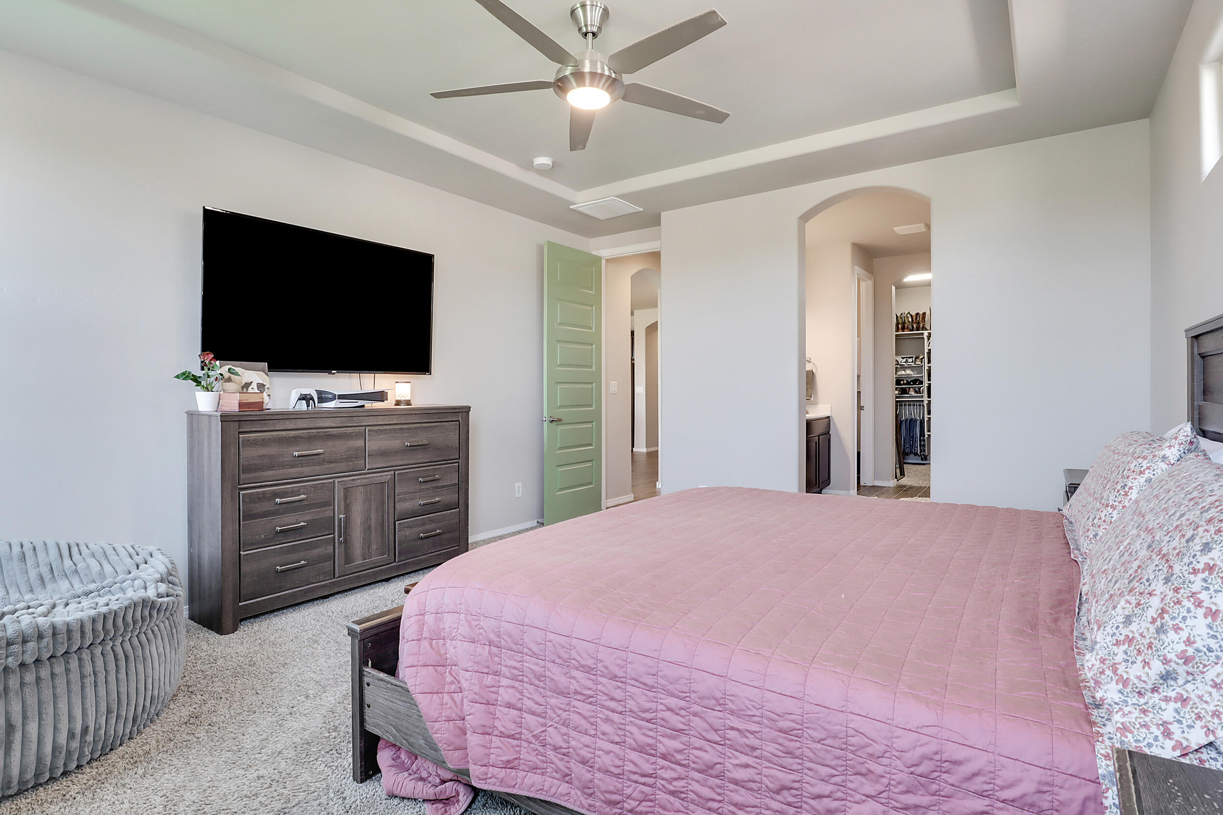 4509 Golden Eagle Loop NE