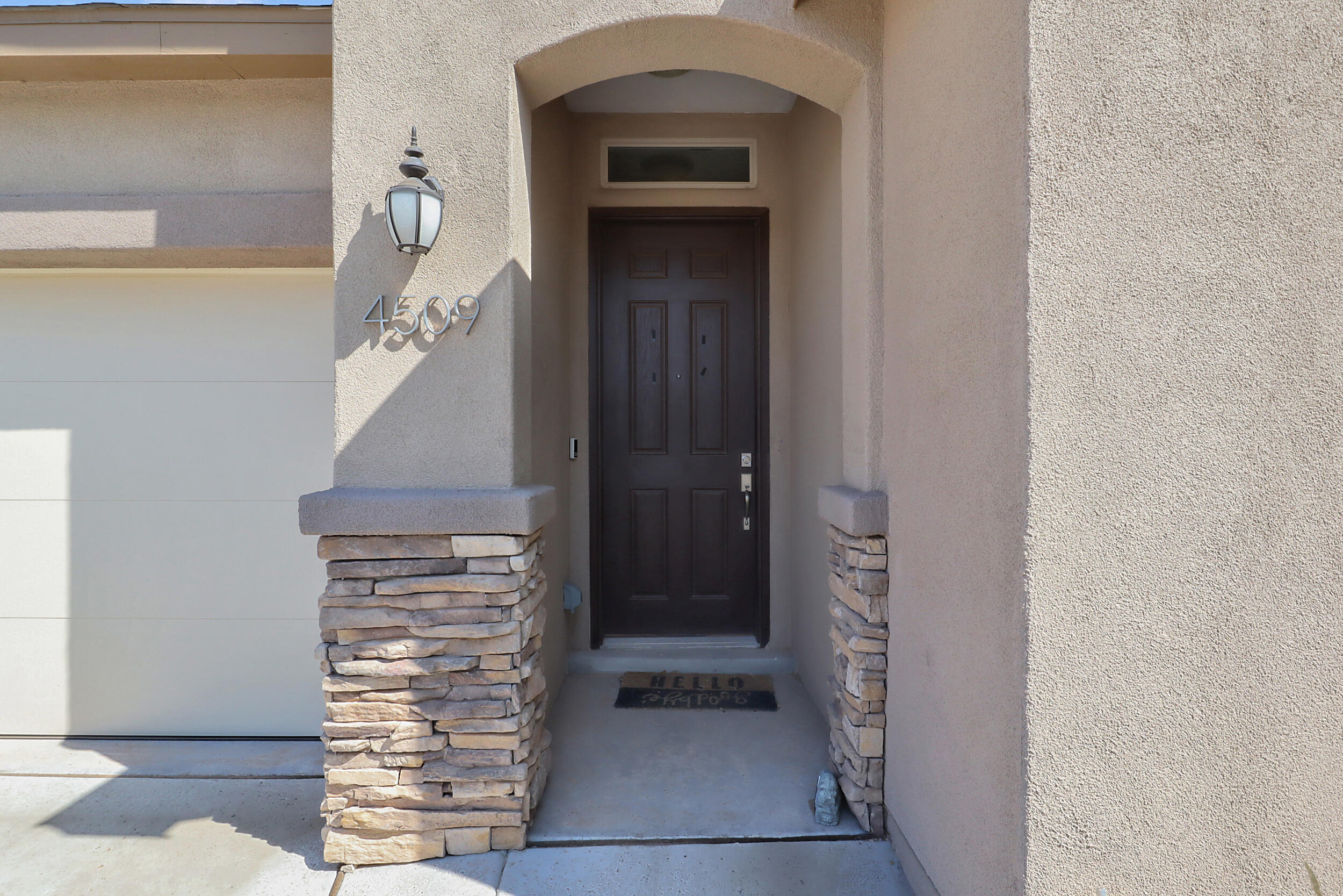 4509 Golden Eagle Loop NE