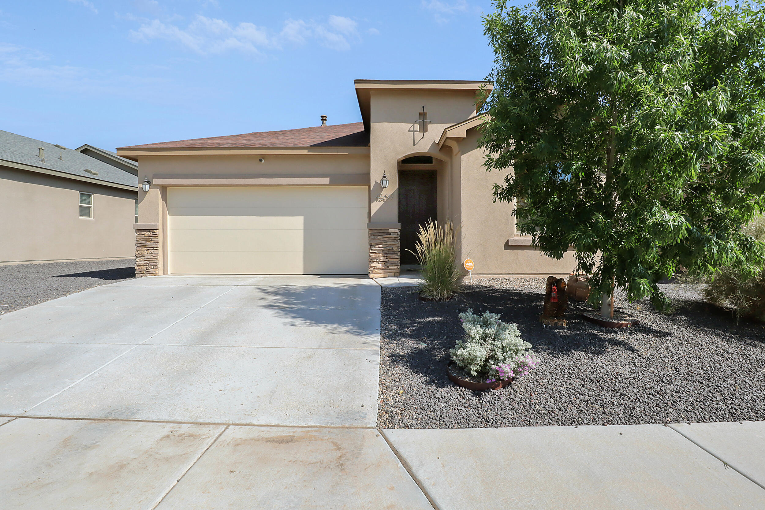 4509 Golden Eagle Loop NE