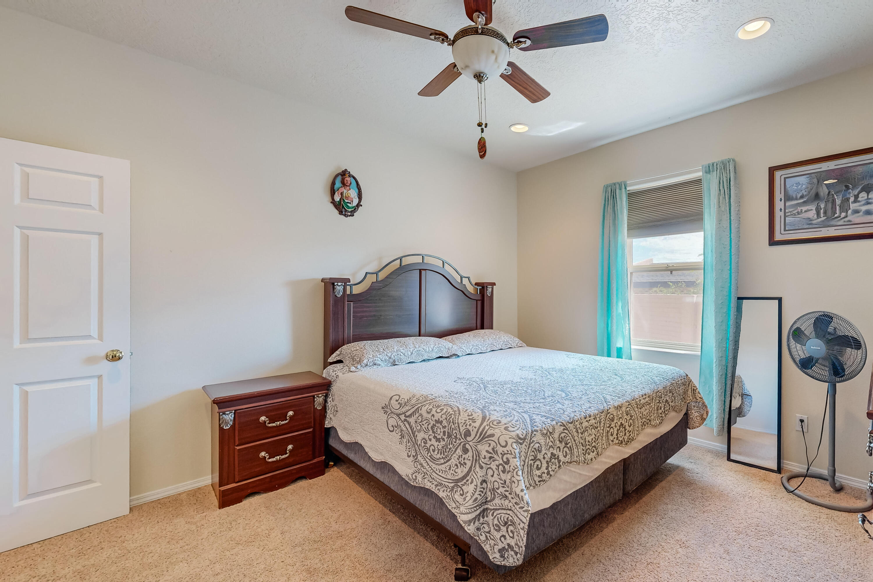 1925 Valley View Drive SW