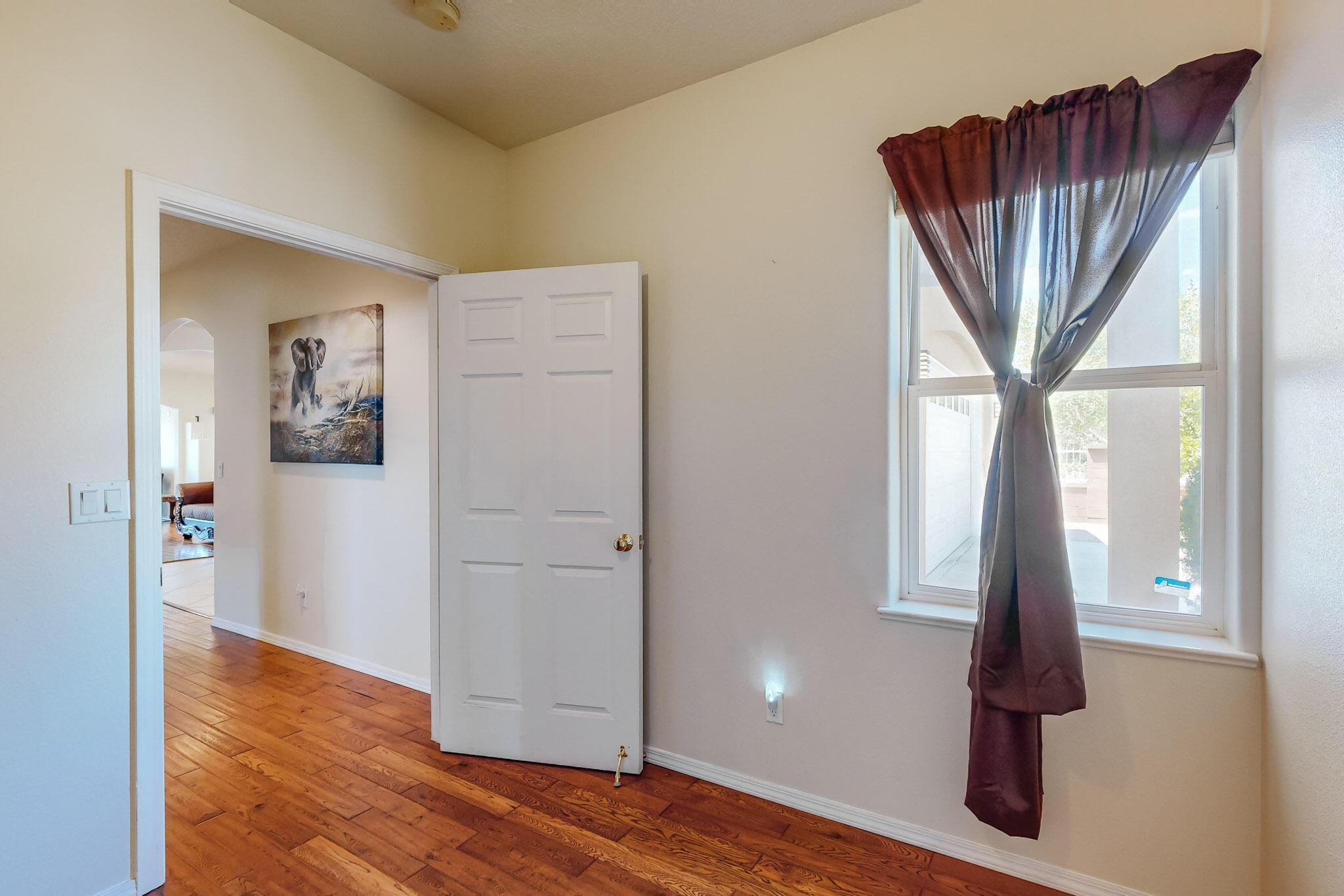 1925 Valley View Drive SW