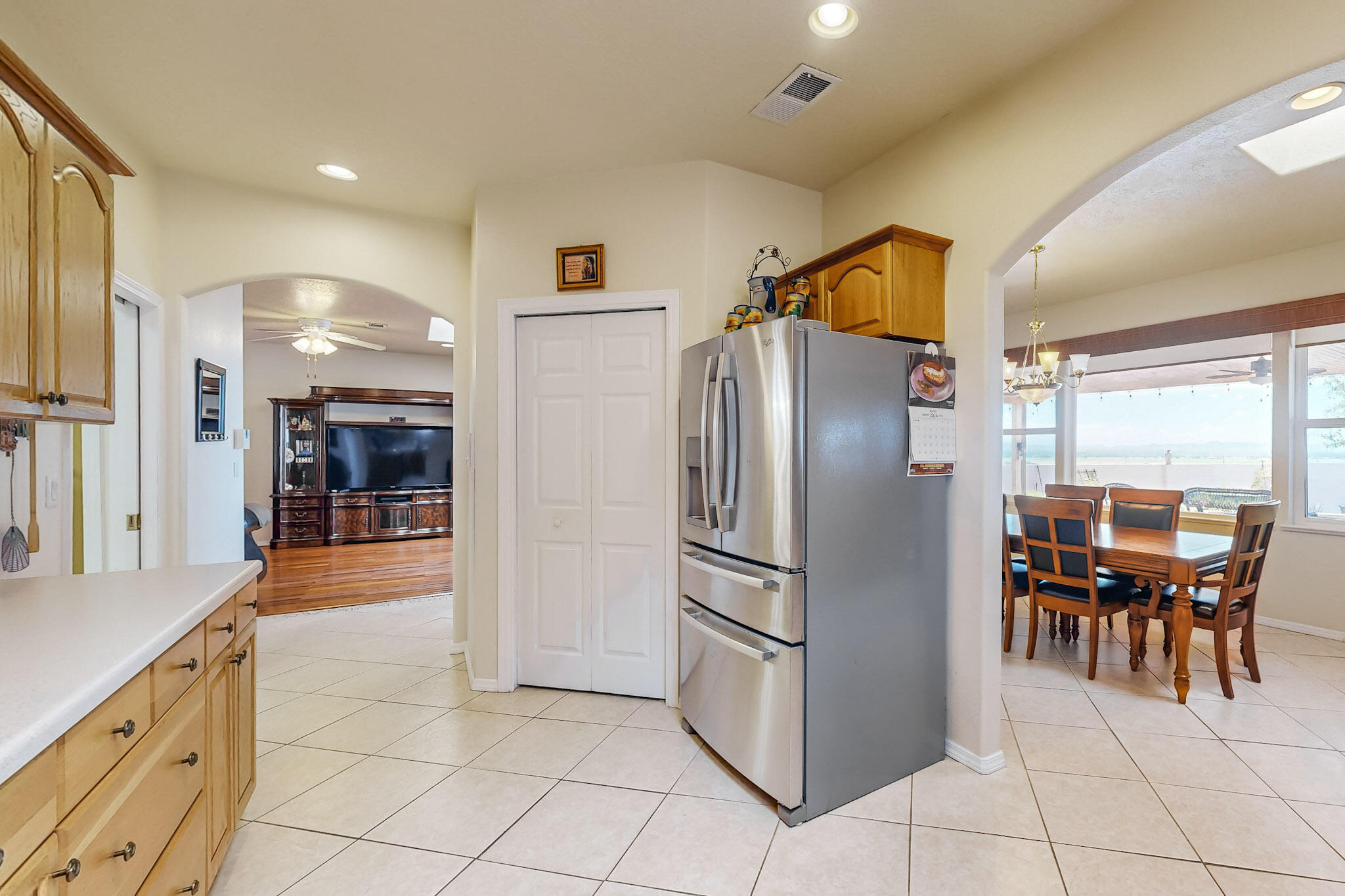1925 Valley View Drive SW