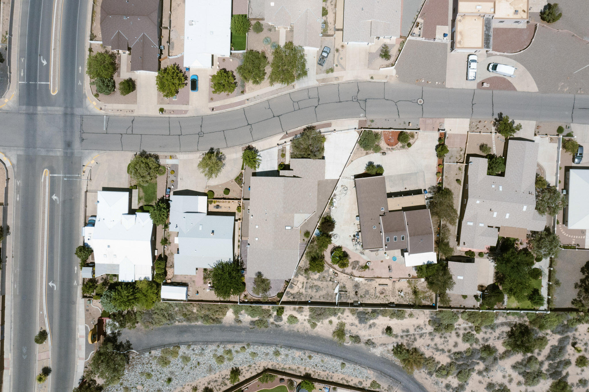 1925 Valley View Drive SW