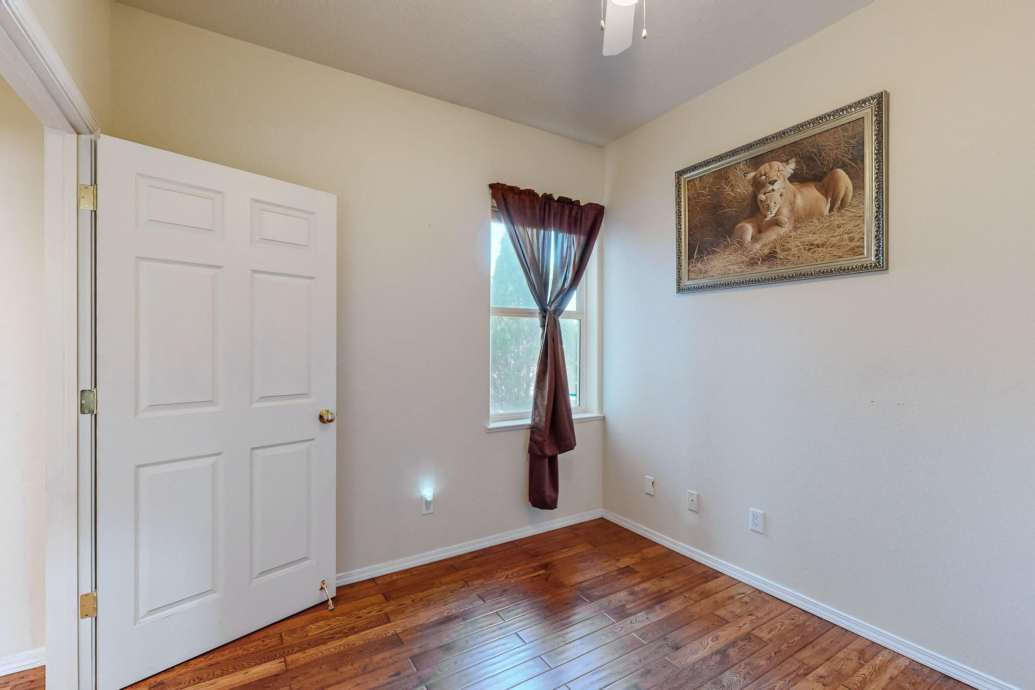 1925 Valley View Drive SW