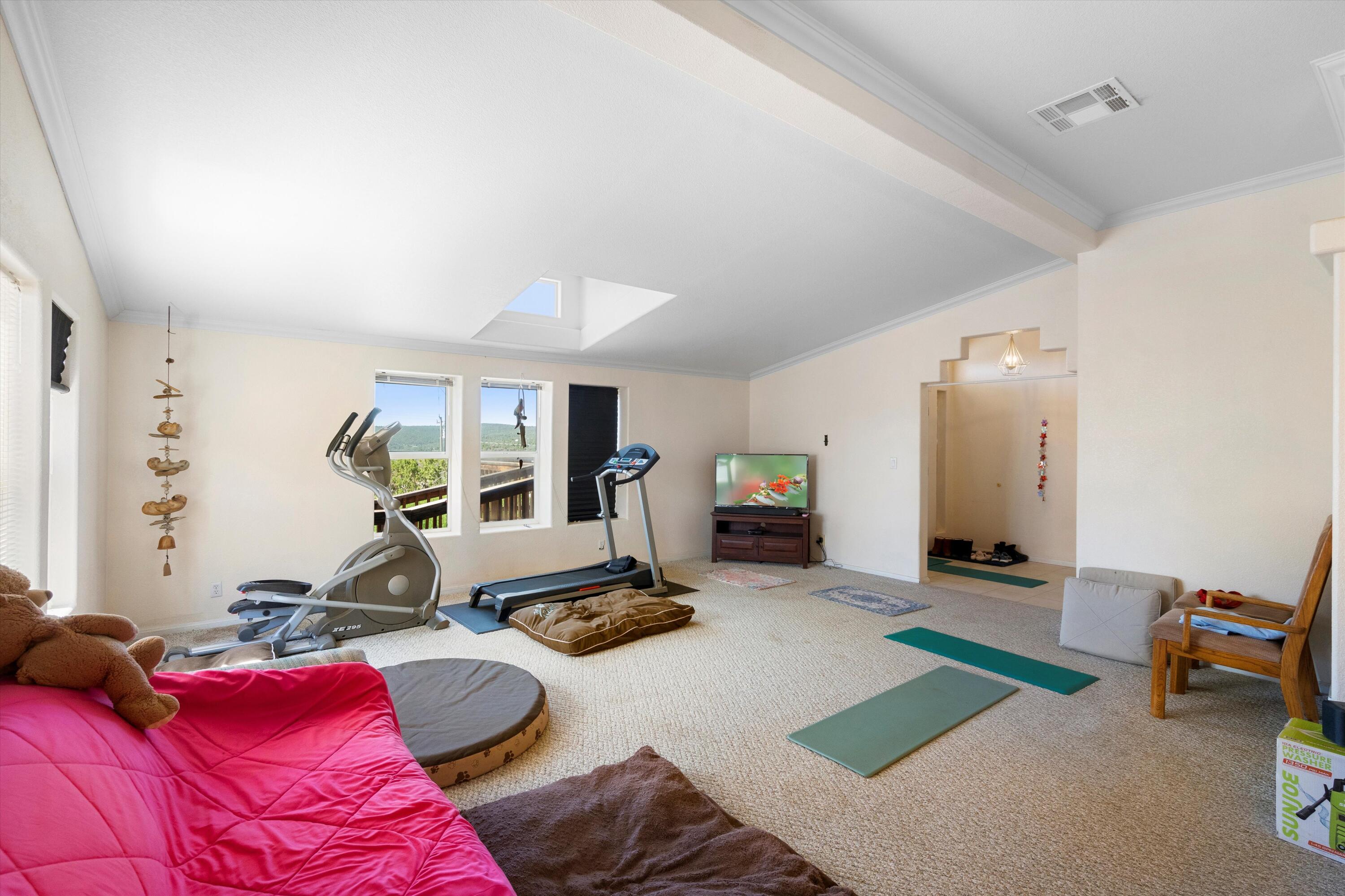 17 Juniper Hills Road
