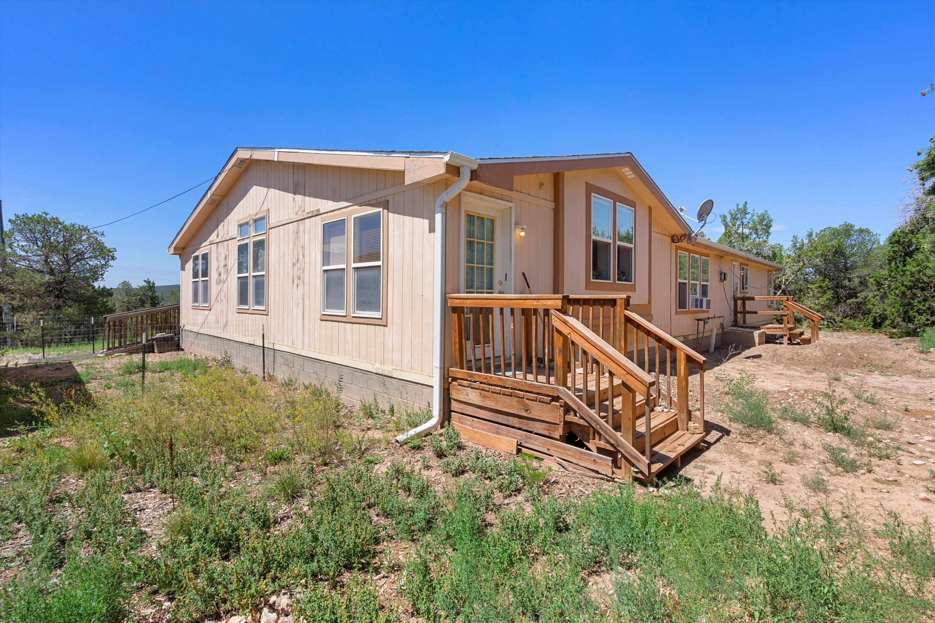 17 Juniper Hills Road