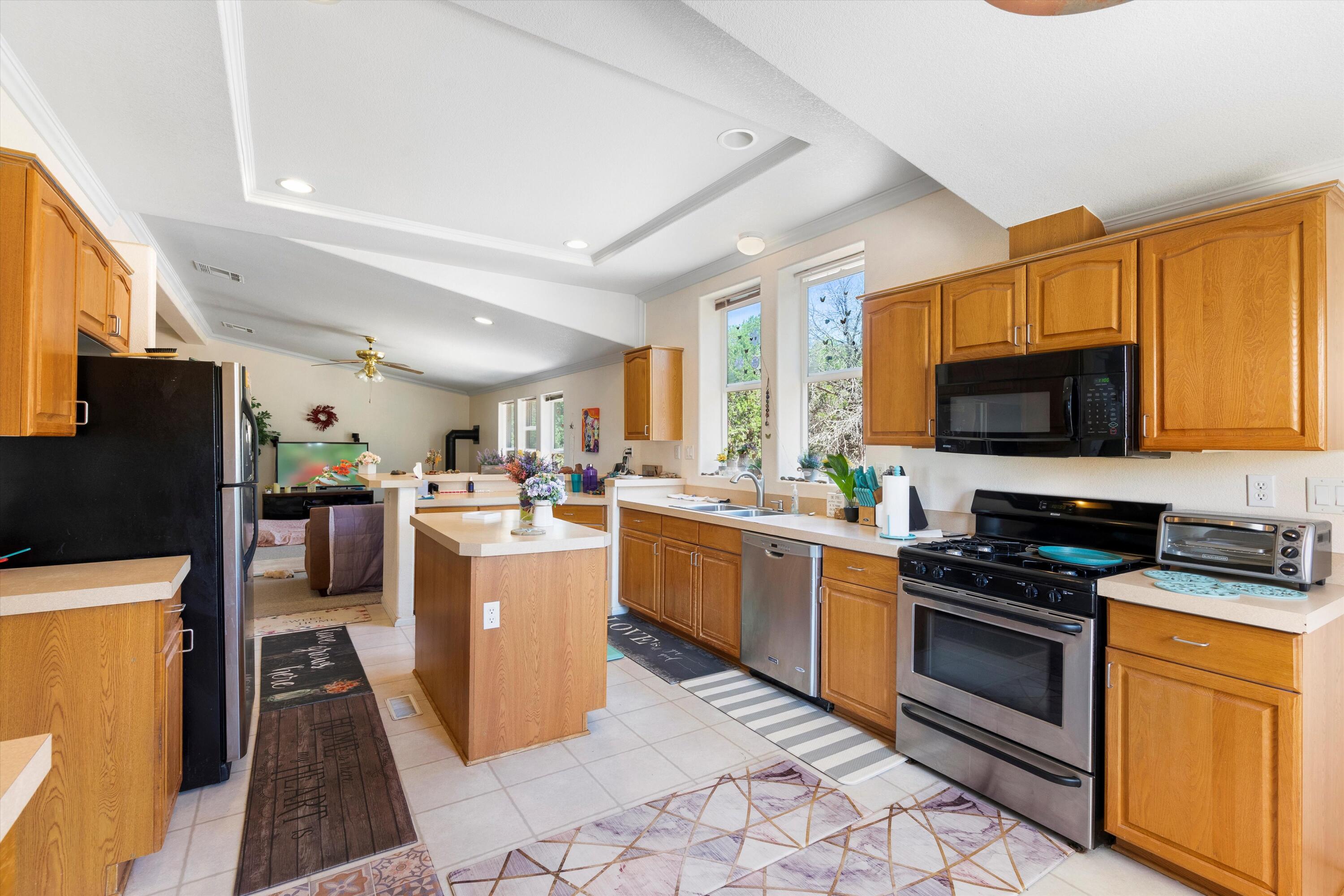 17 Juniper Hills Road