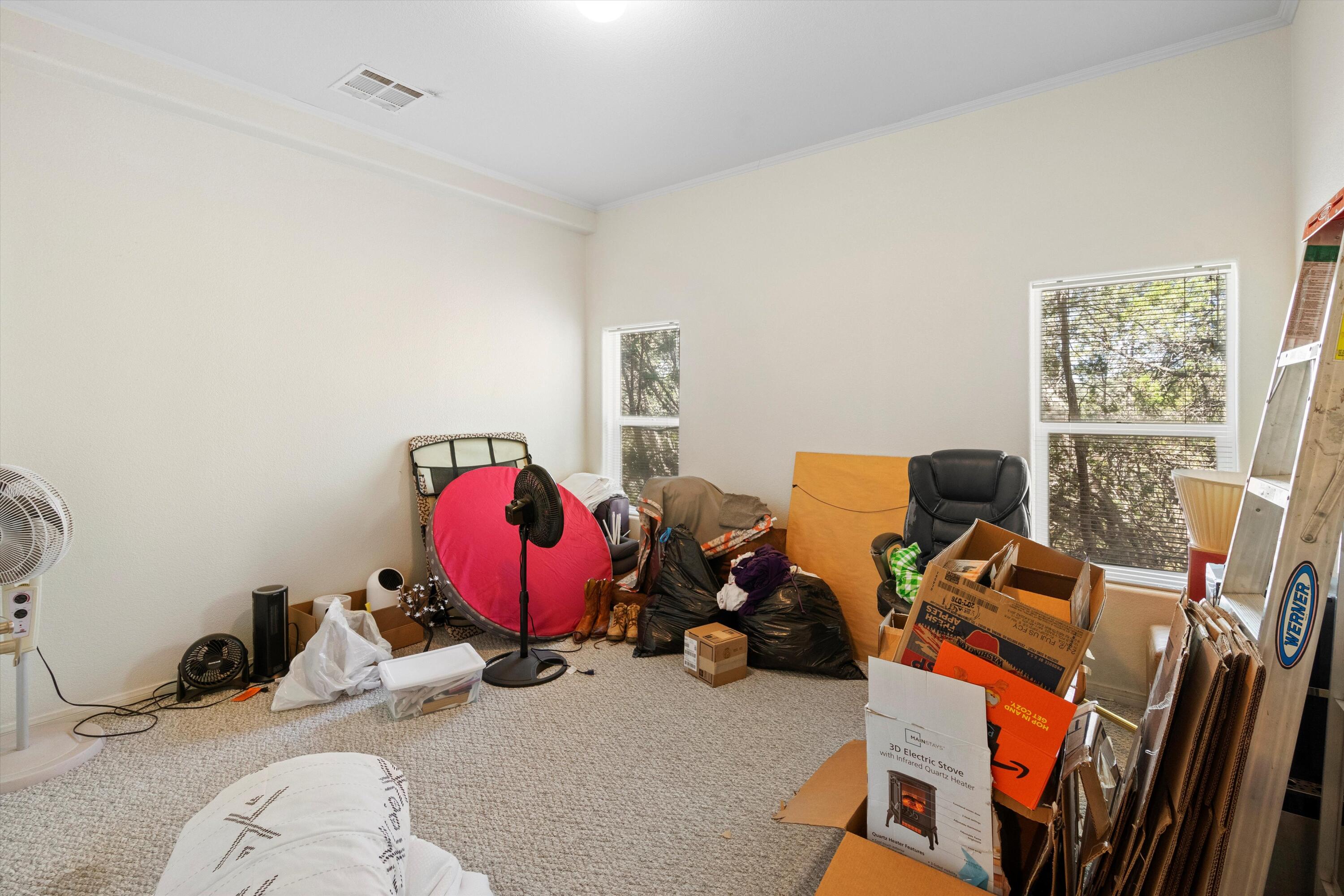 17 Juniper Hills Road