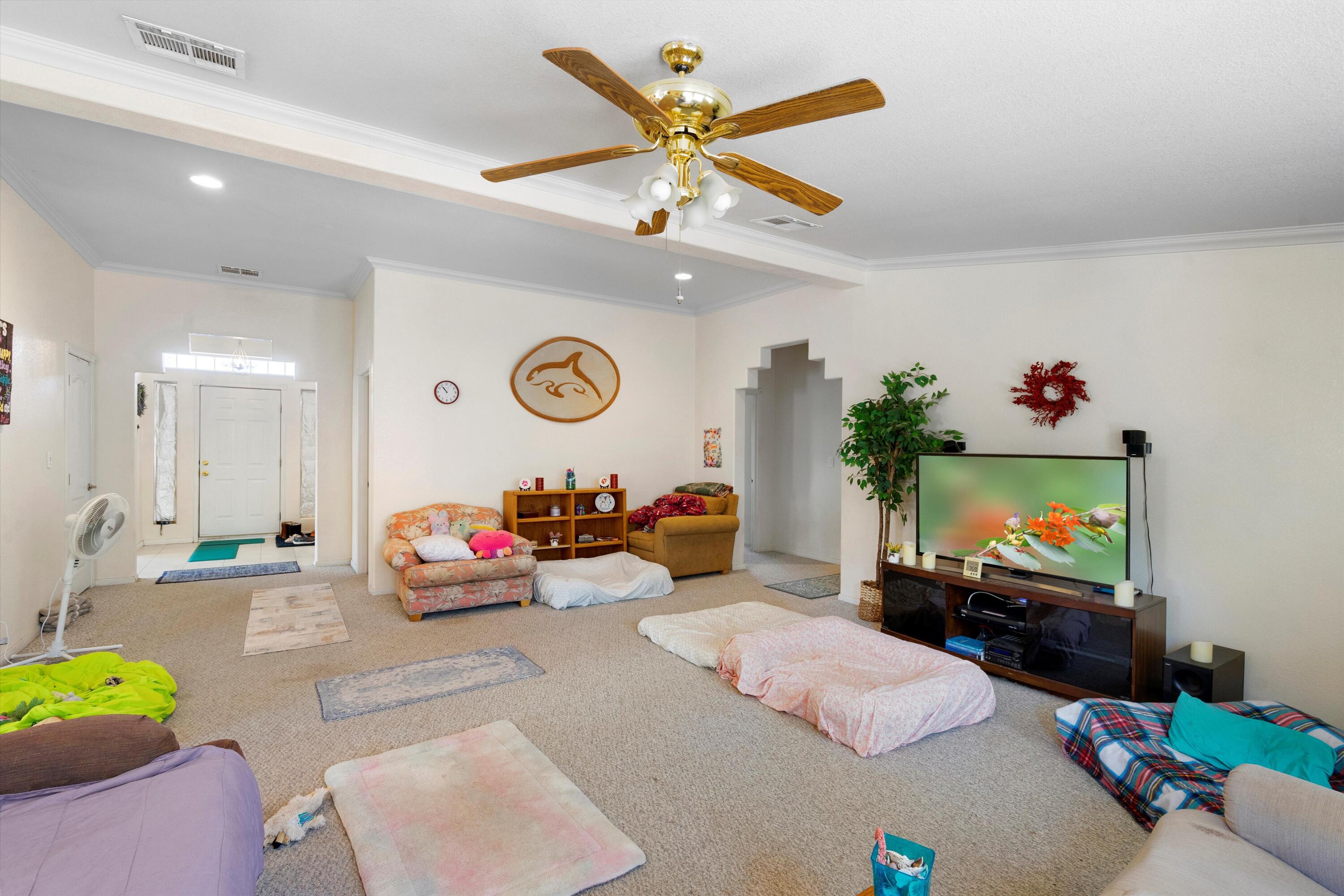 17 Juniper Hills Road