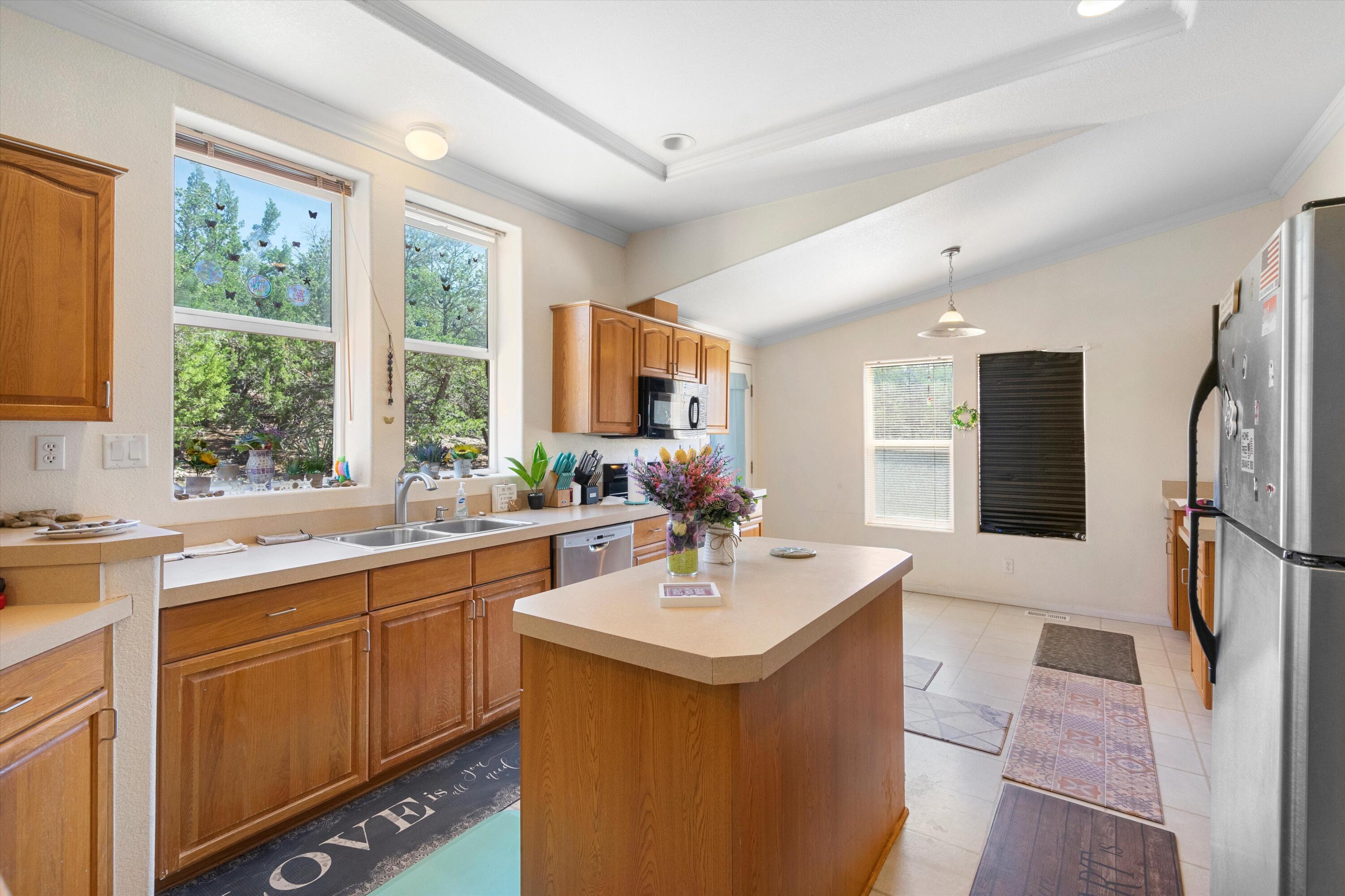 17 Juniper Hills Road