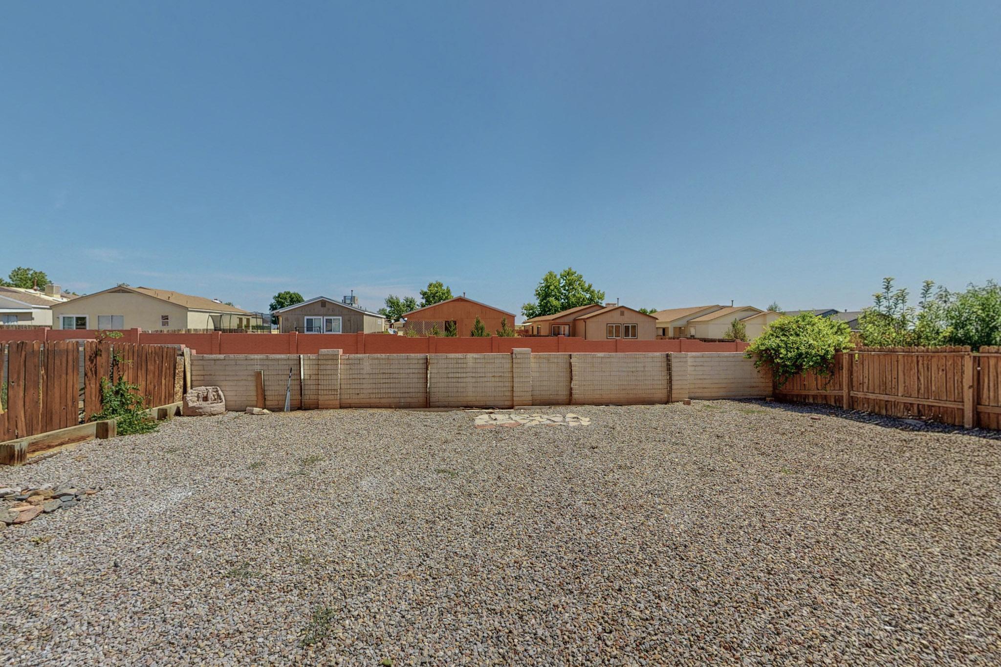 2265 High Desert Circle NE