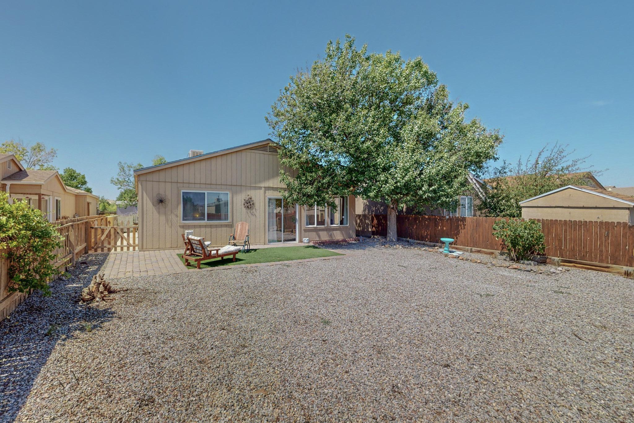 2265 High Desert Circle NE