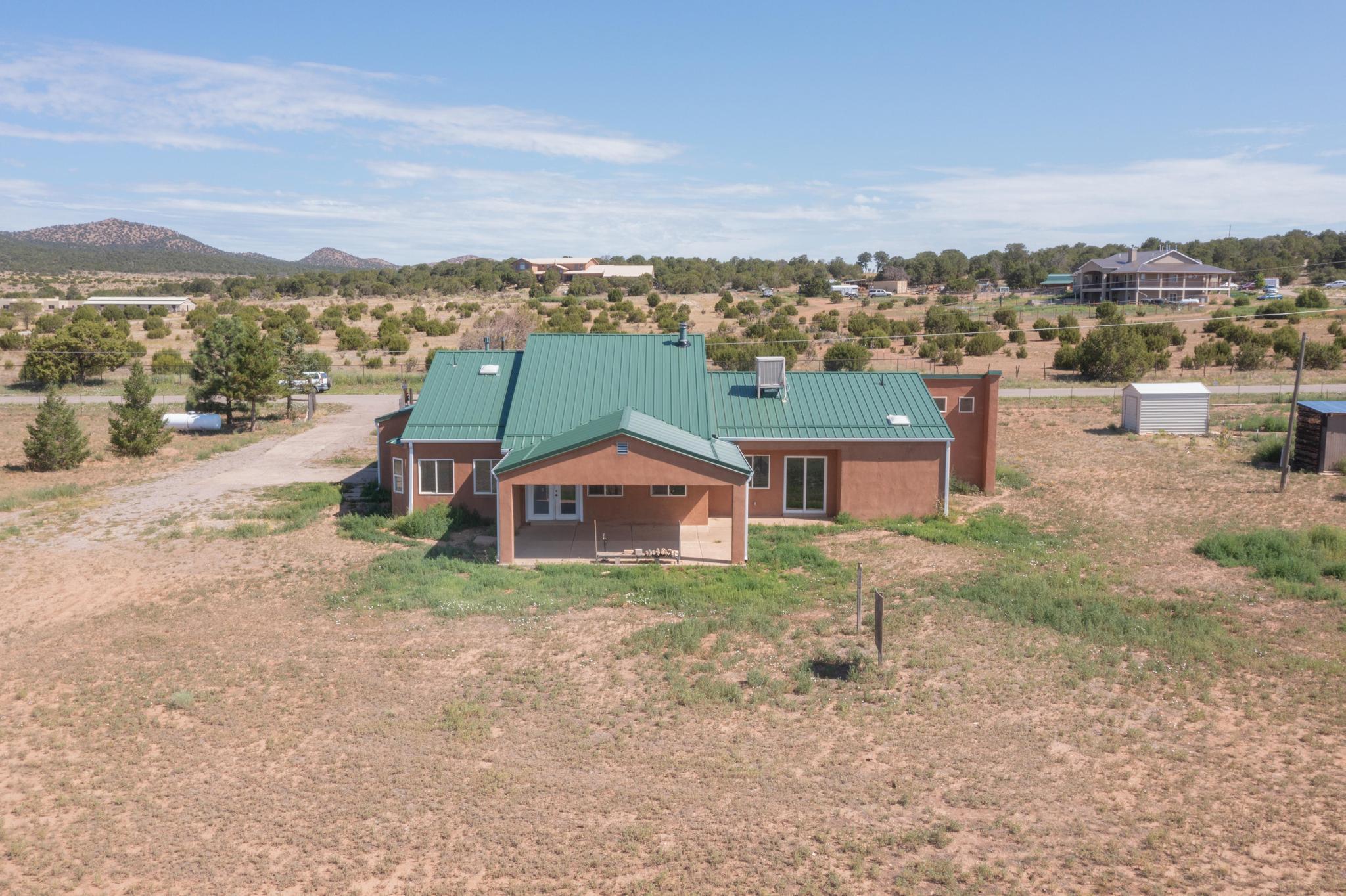 186 ENTRANOSA Road
