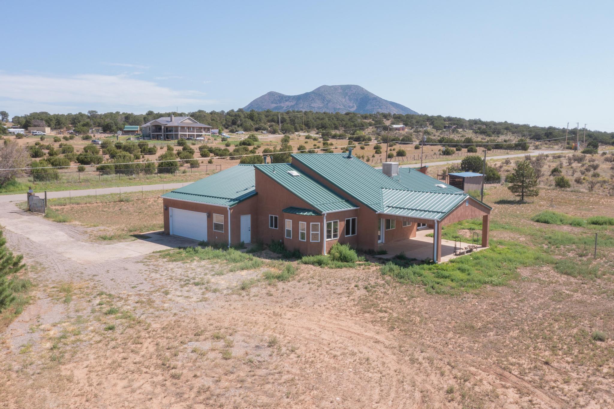 186 ENTRANOSA Road