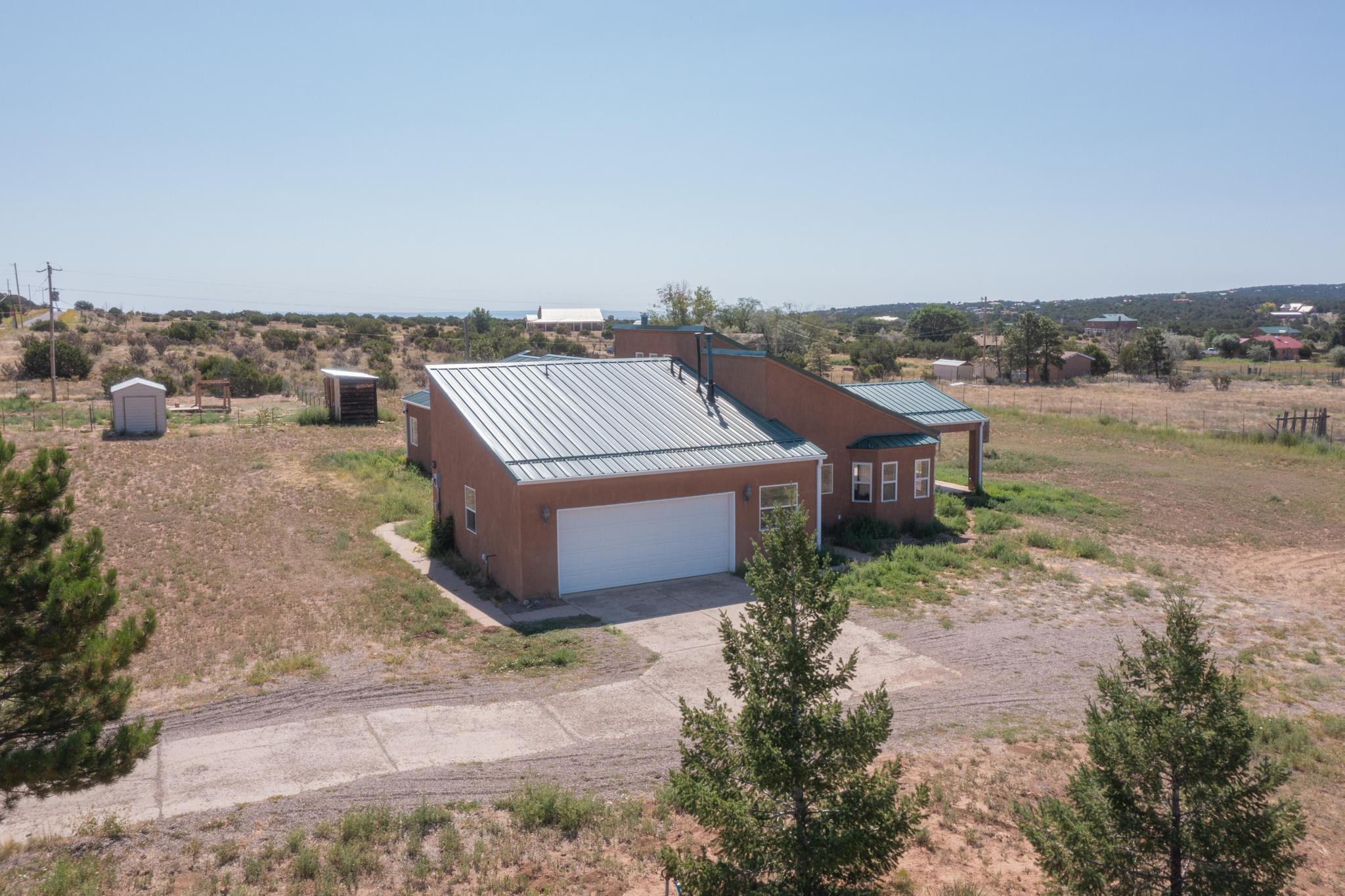 186 ENTRANOSA Road