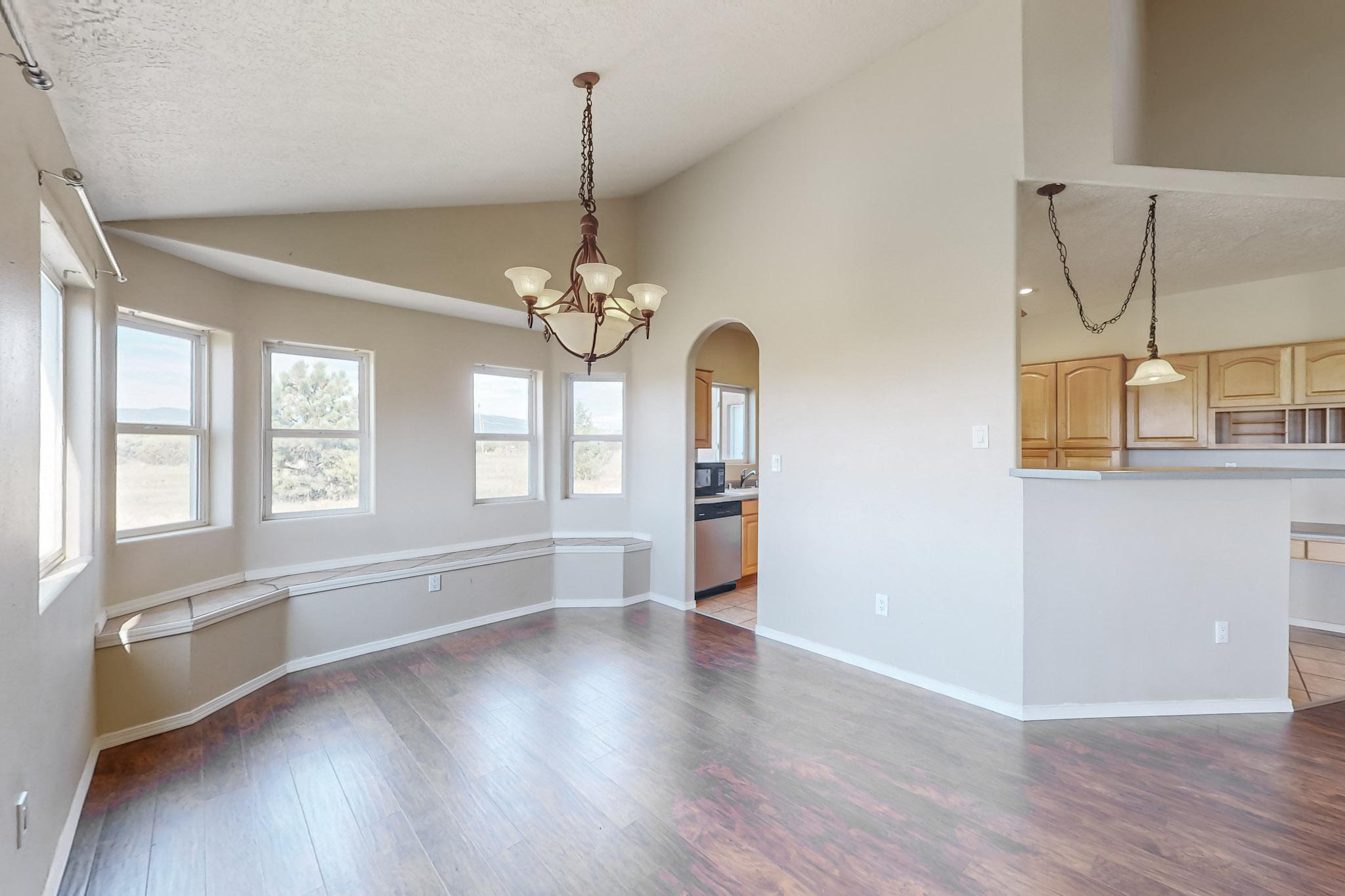 186 ENTRANOSA Road