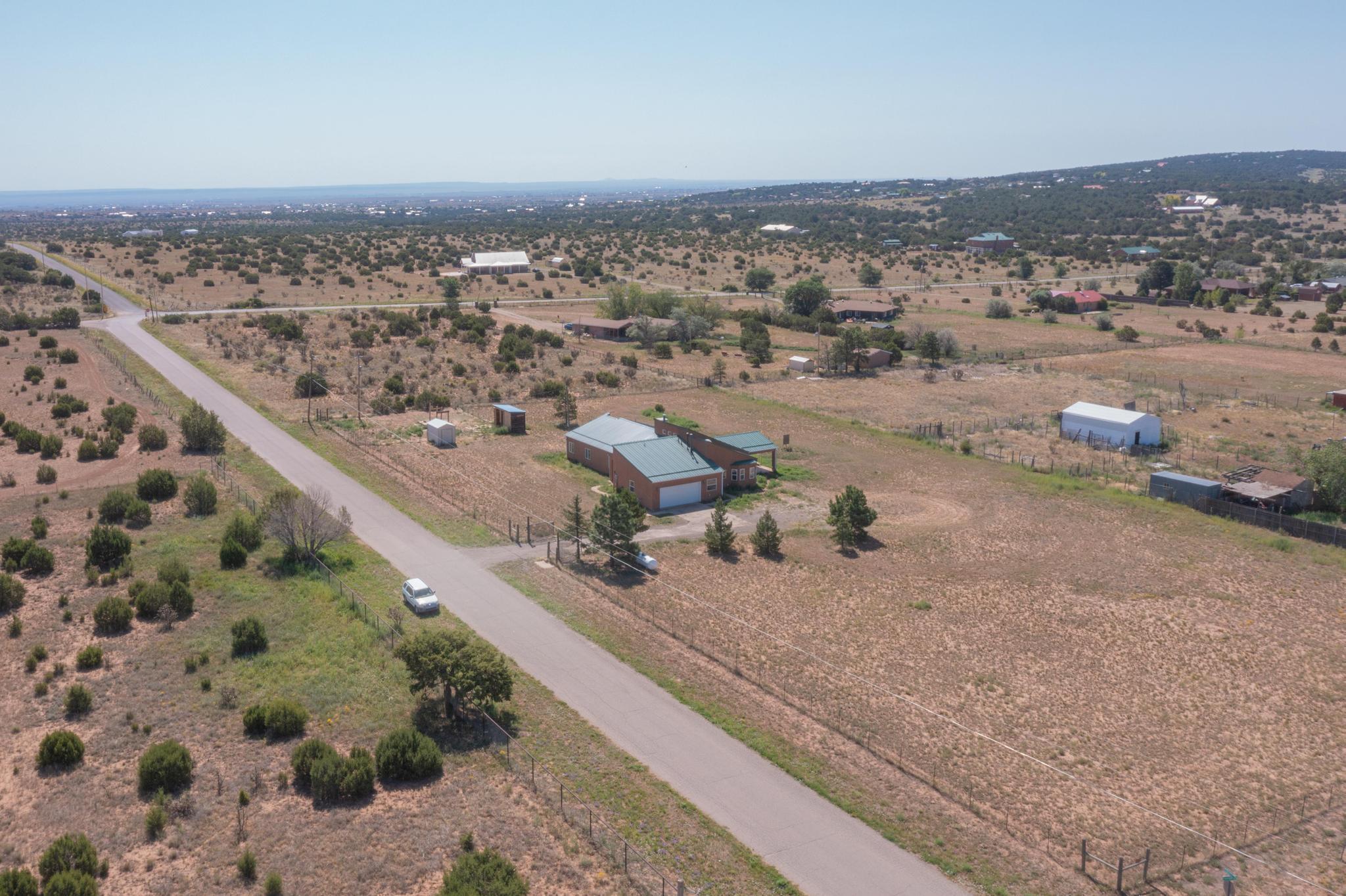 186 ENTRANOSA Road