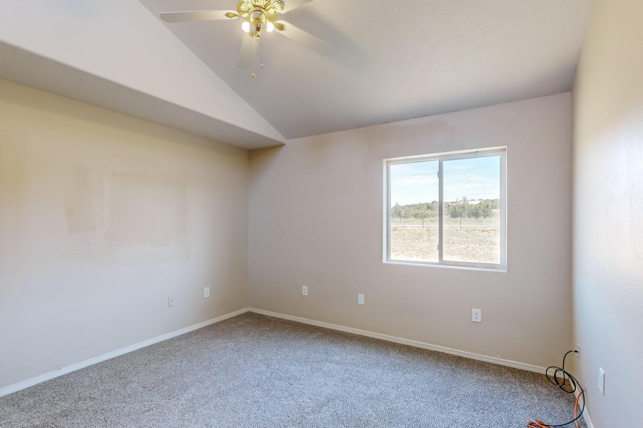 186 ENTRANOSA Road