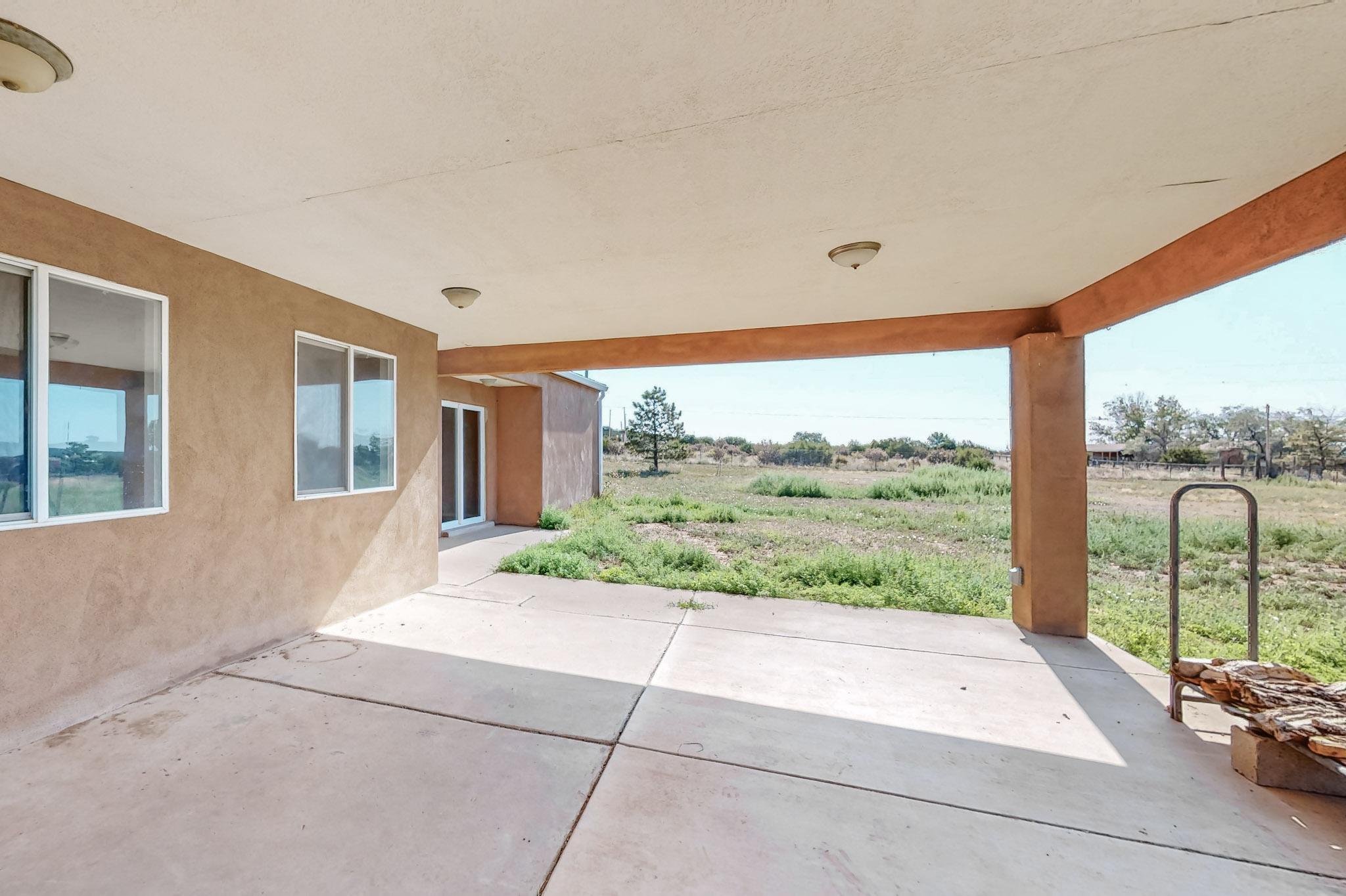 186 ENTRANOSA Road