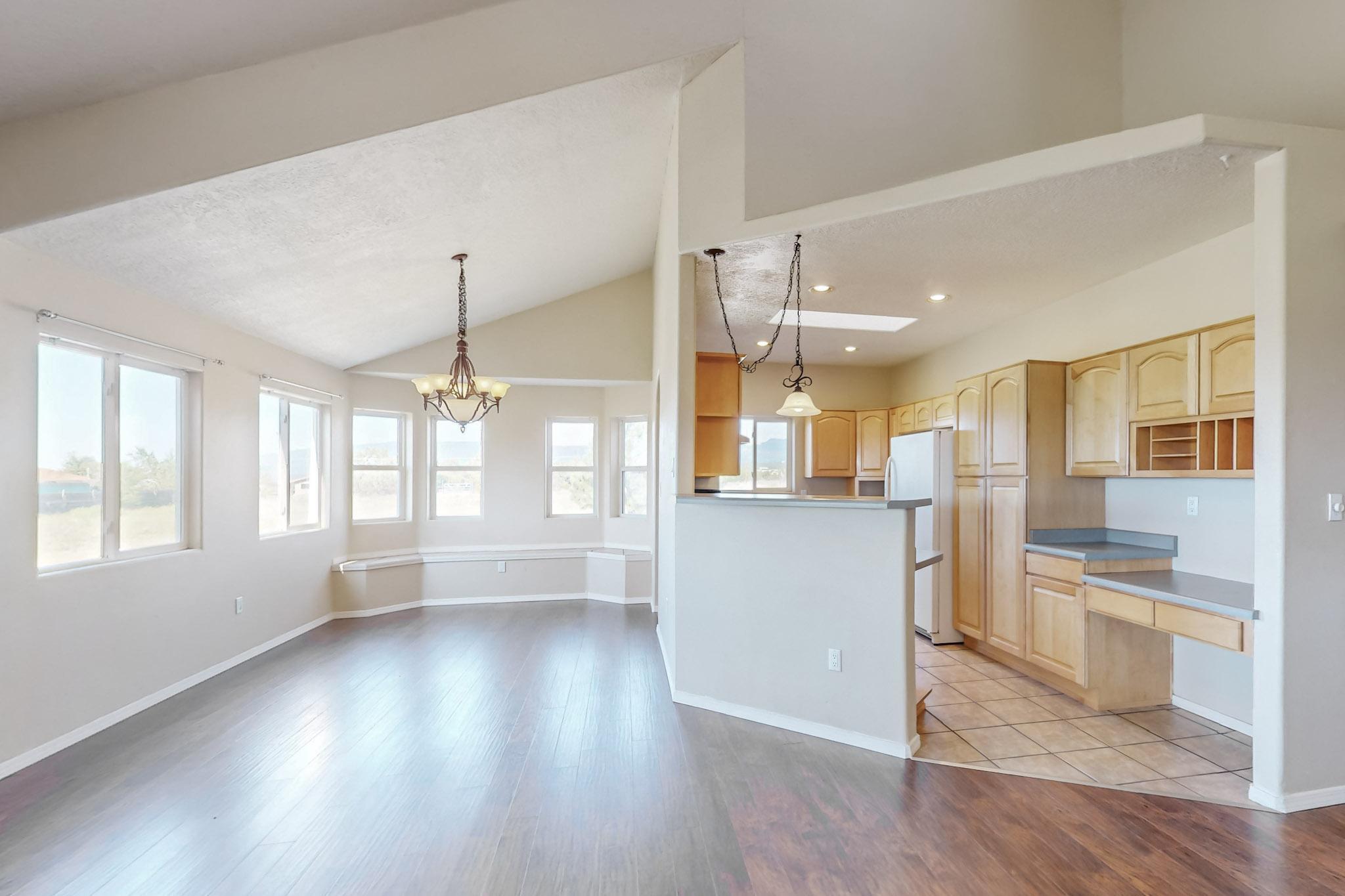 186 ENTRANOSA Road