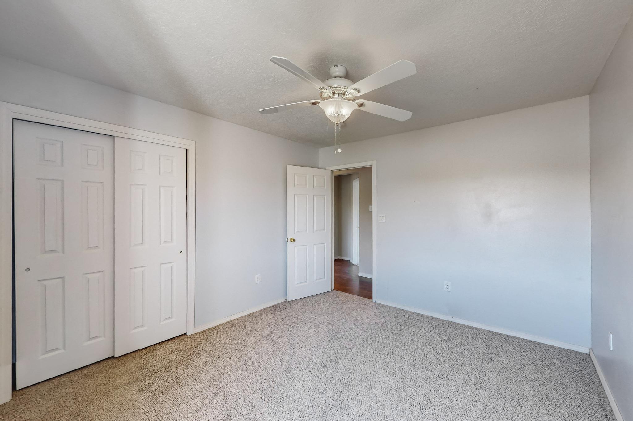 186 ENTRANOSA Road
