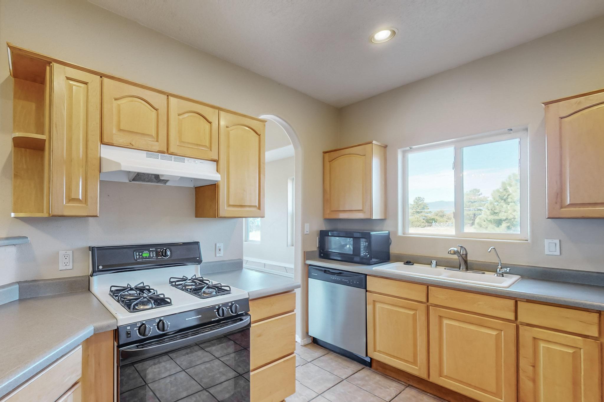 186 ENTRANOSA Road