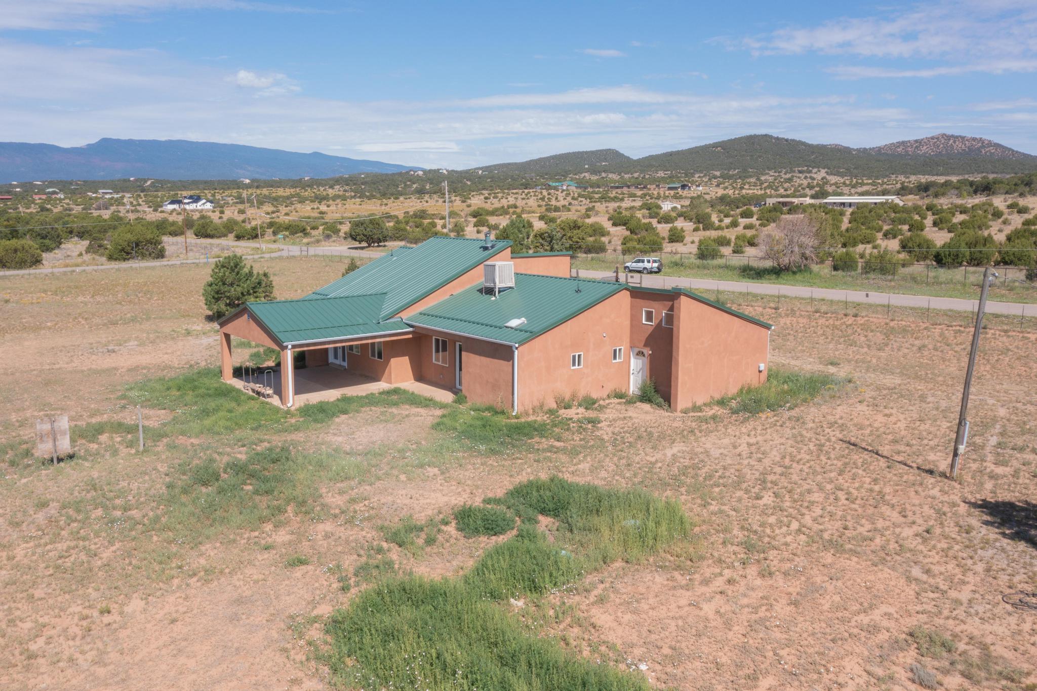 186 ENTRANOSA Road
