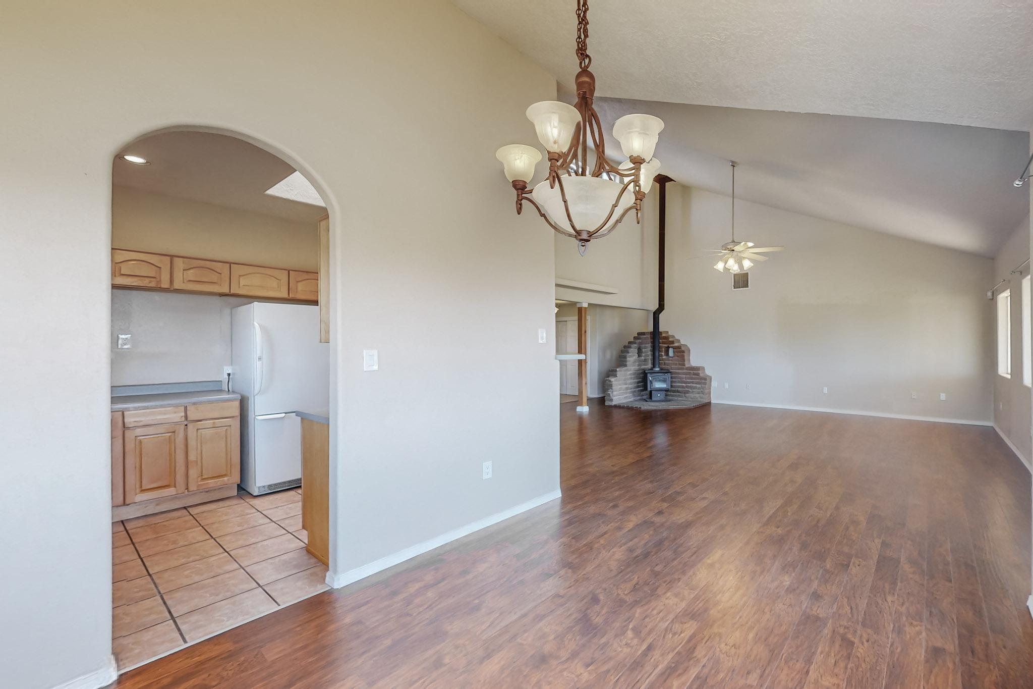 186 ENTRANOSA Road