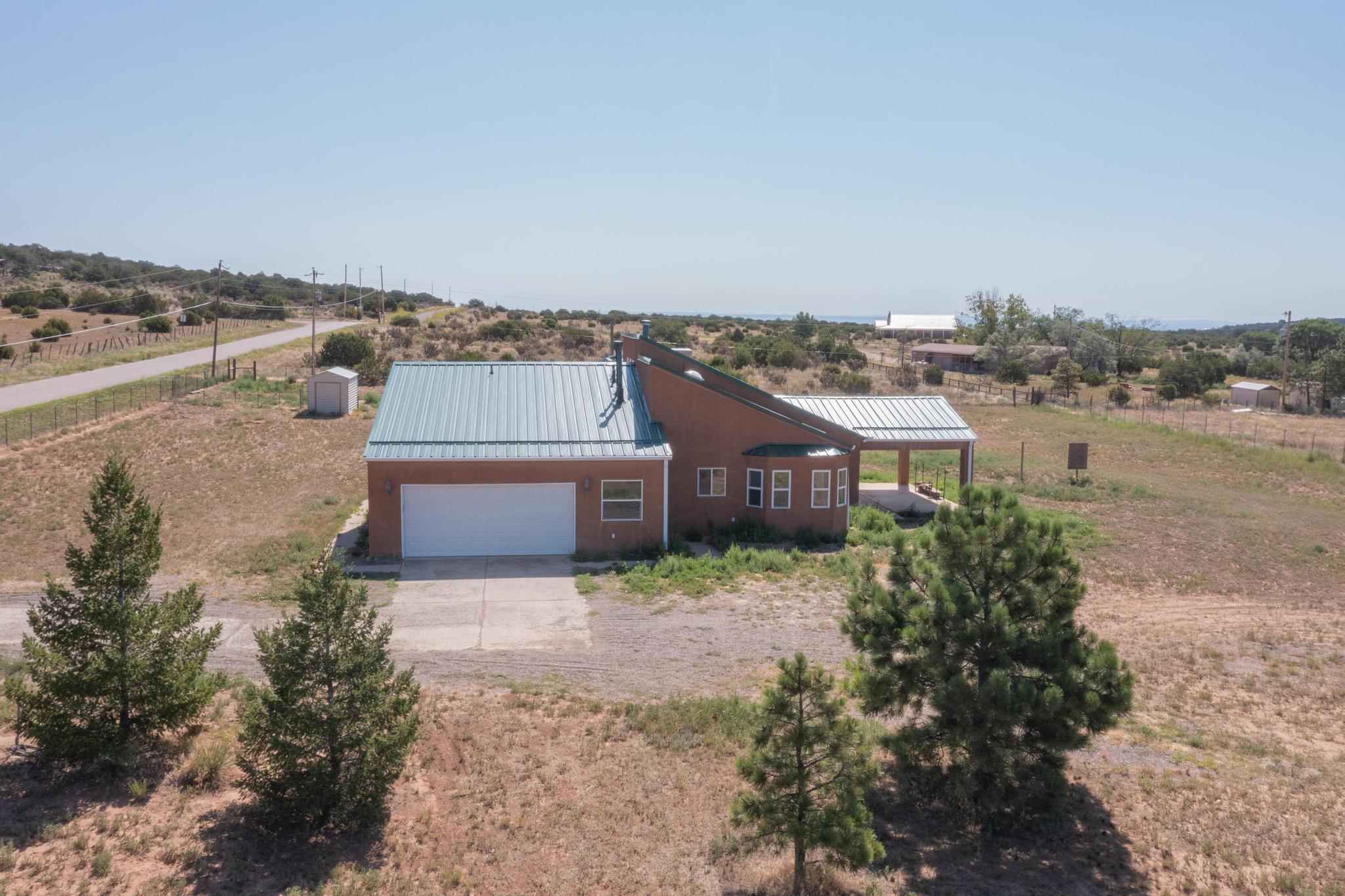 186 ENTRANOSA Road