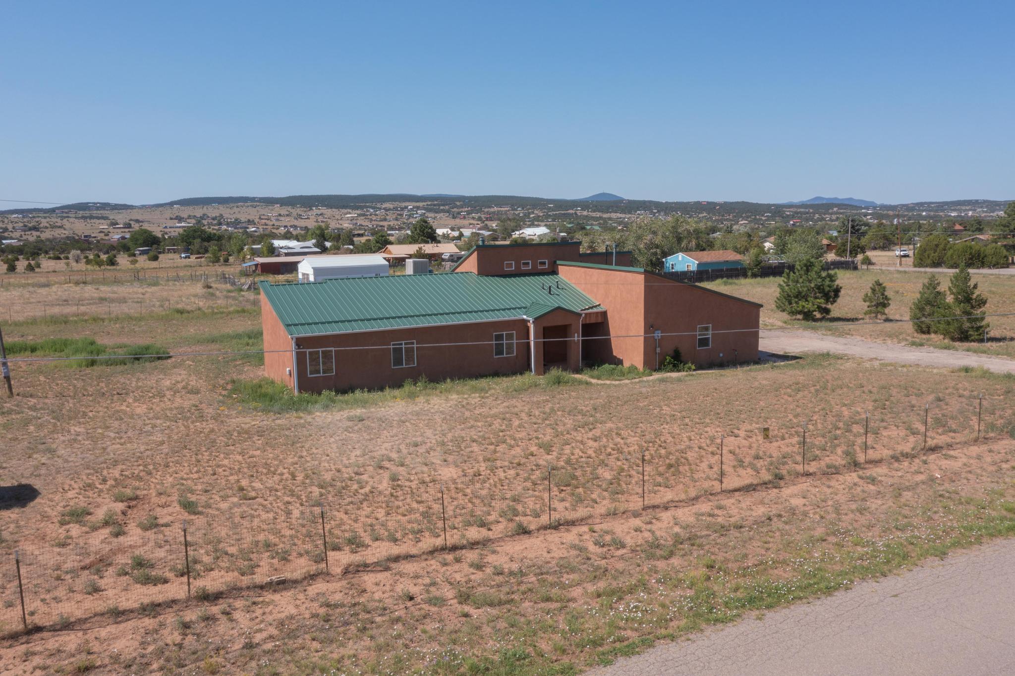 186 ENTRANOSA Road