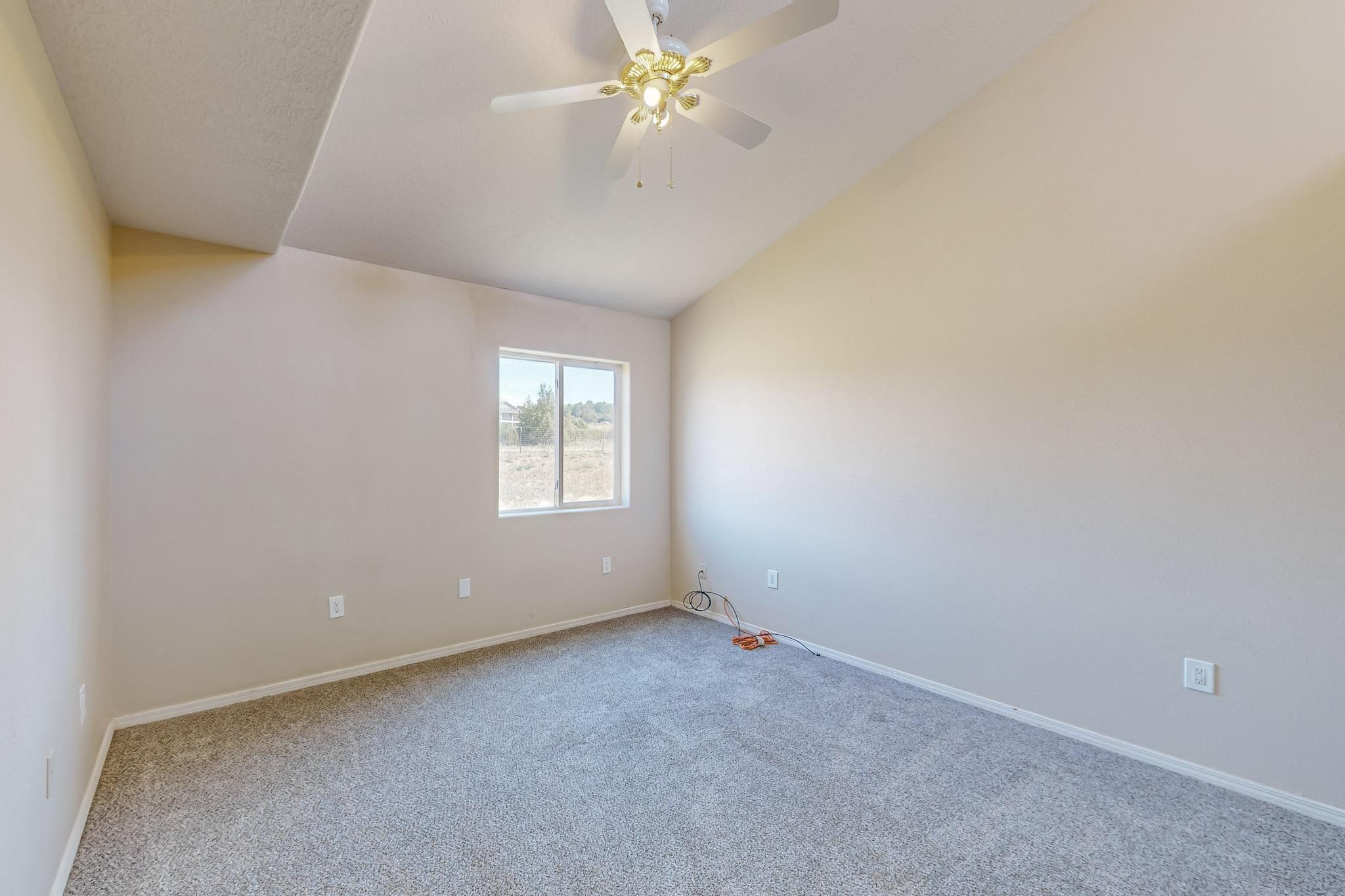 186 ENTRANOSA Road