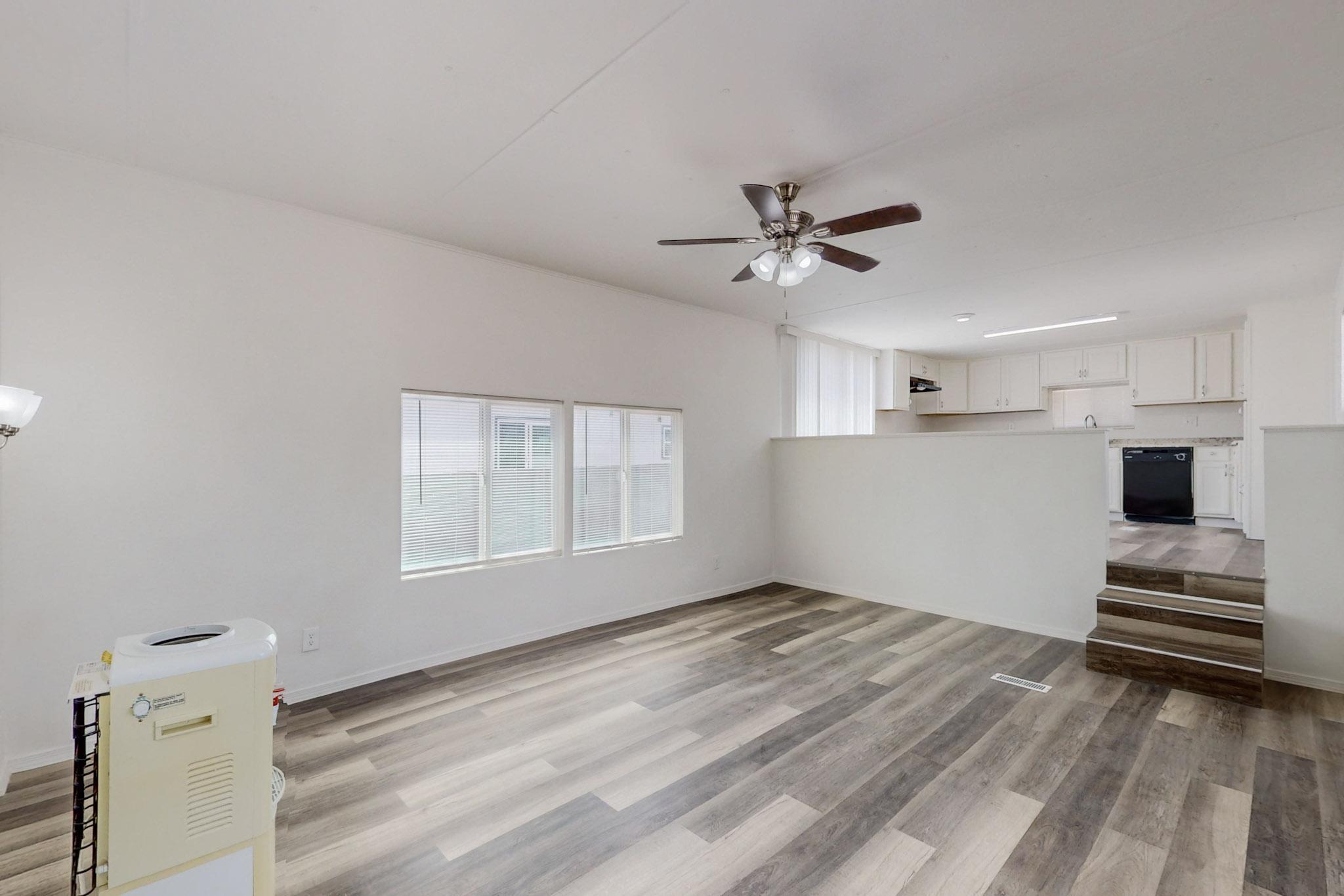 5153 Cerritos Avenue