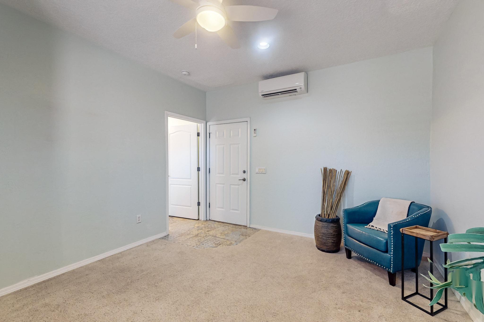 912 Cottonwood Circle
