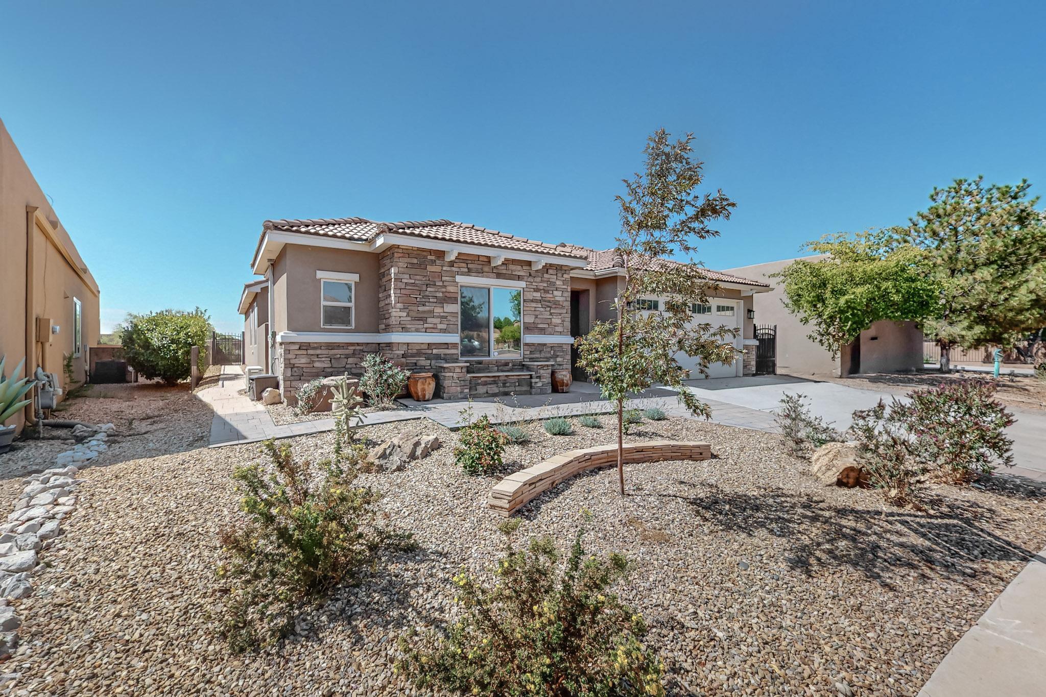 912 Cottonwood Circle