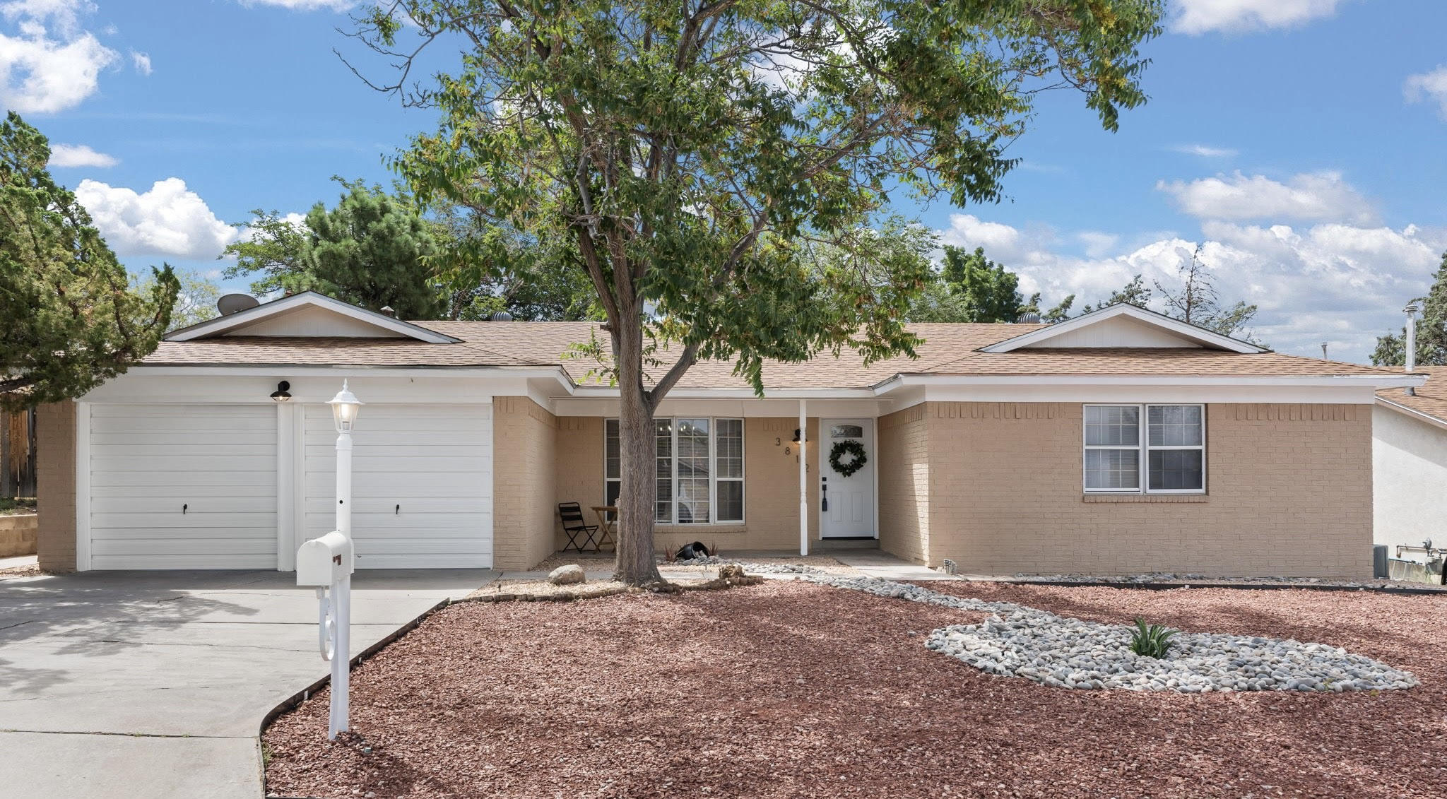 3812 Big Bend Road NE
