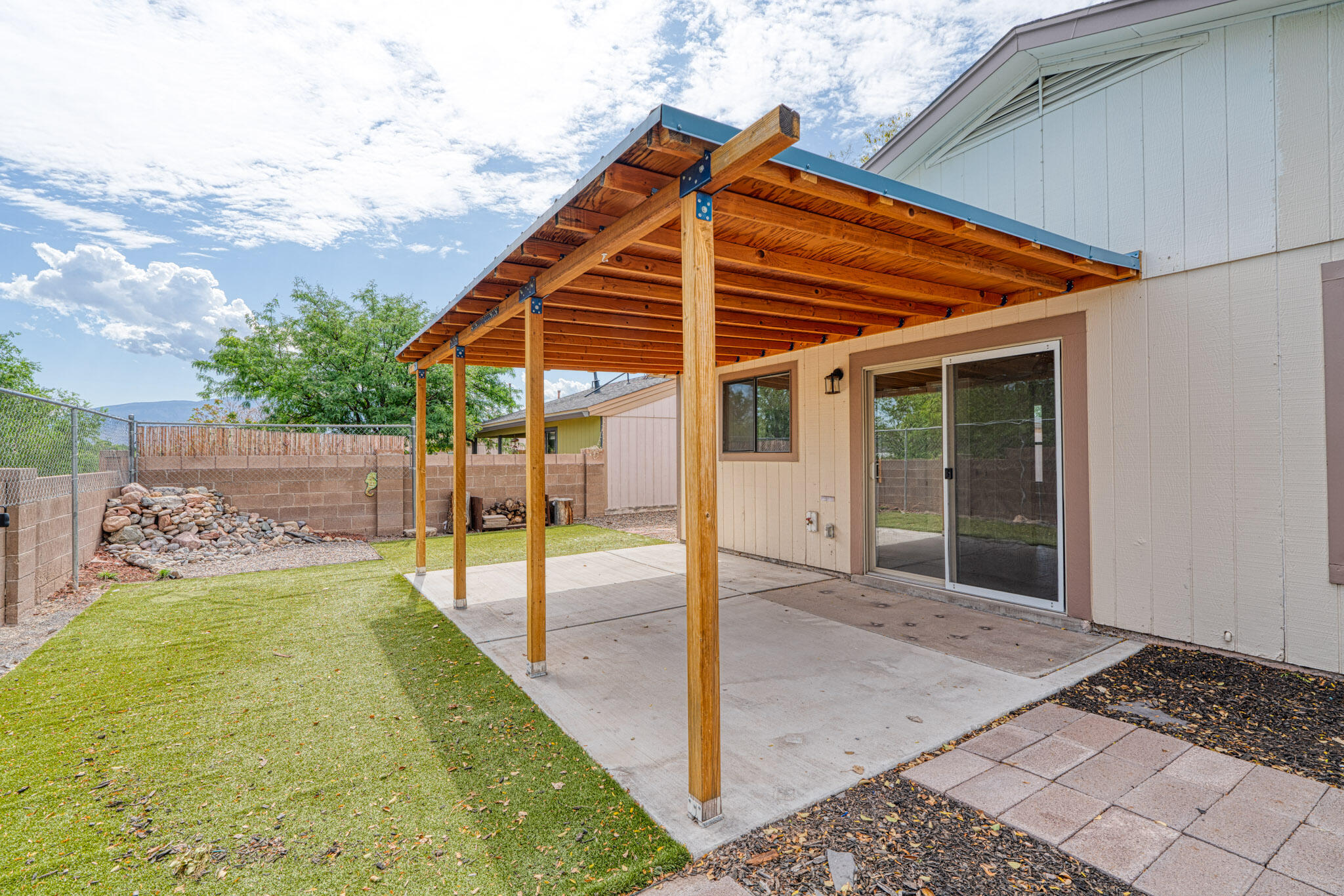 4893 Turquoise Drive NE