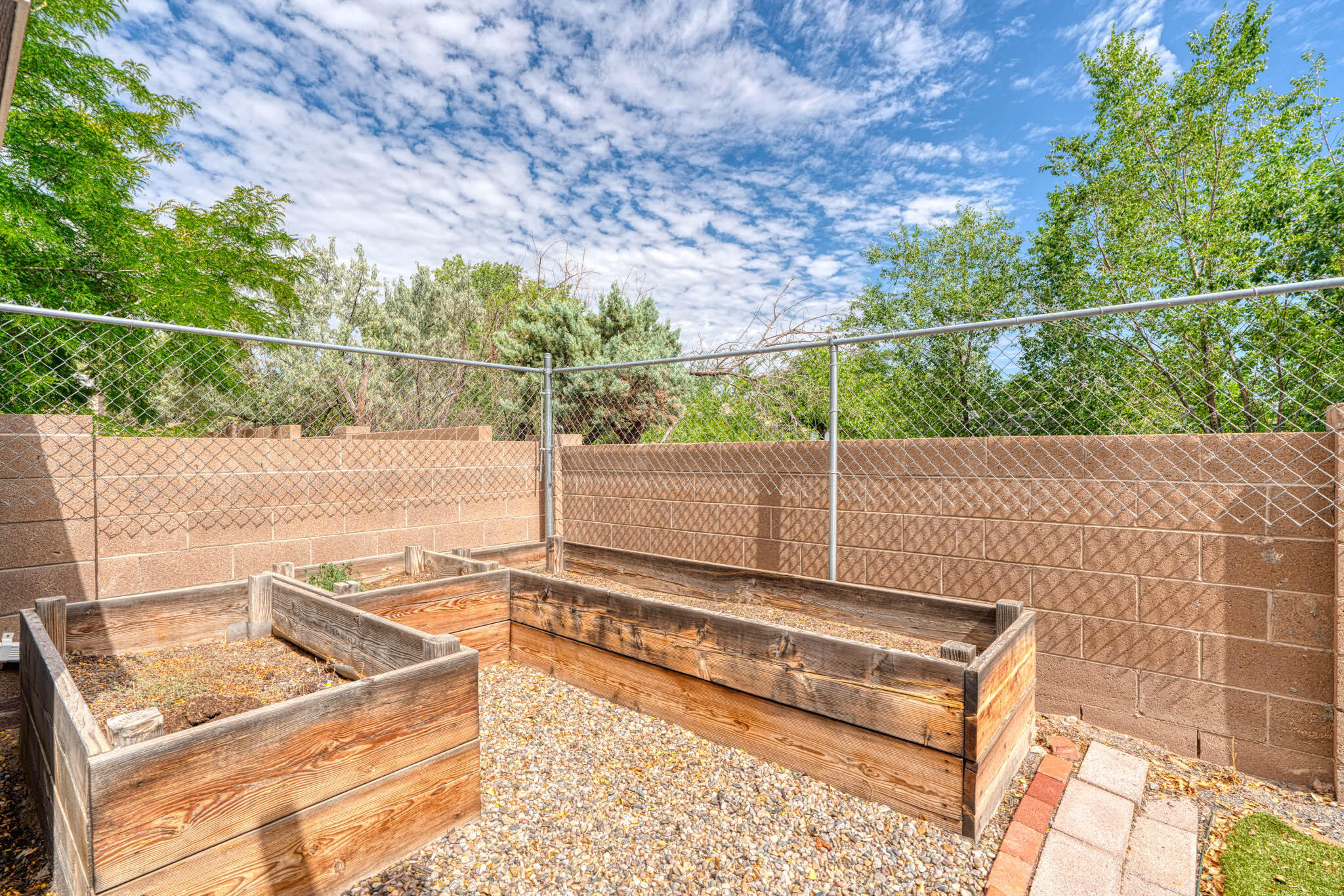 4893 Turquoise Drive NE